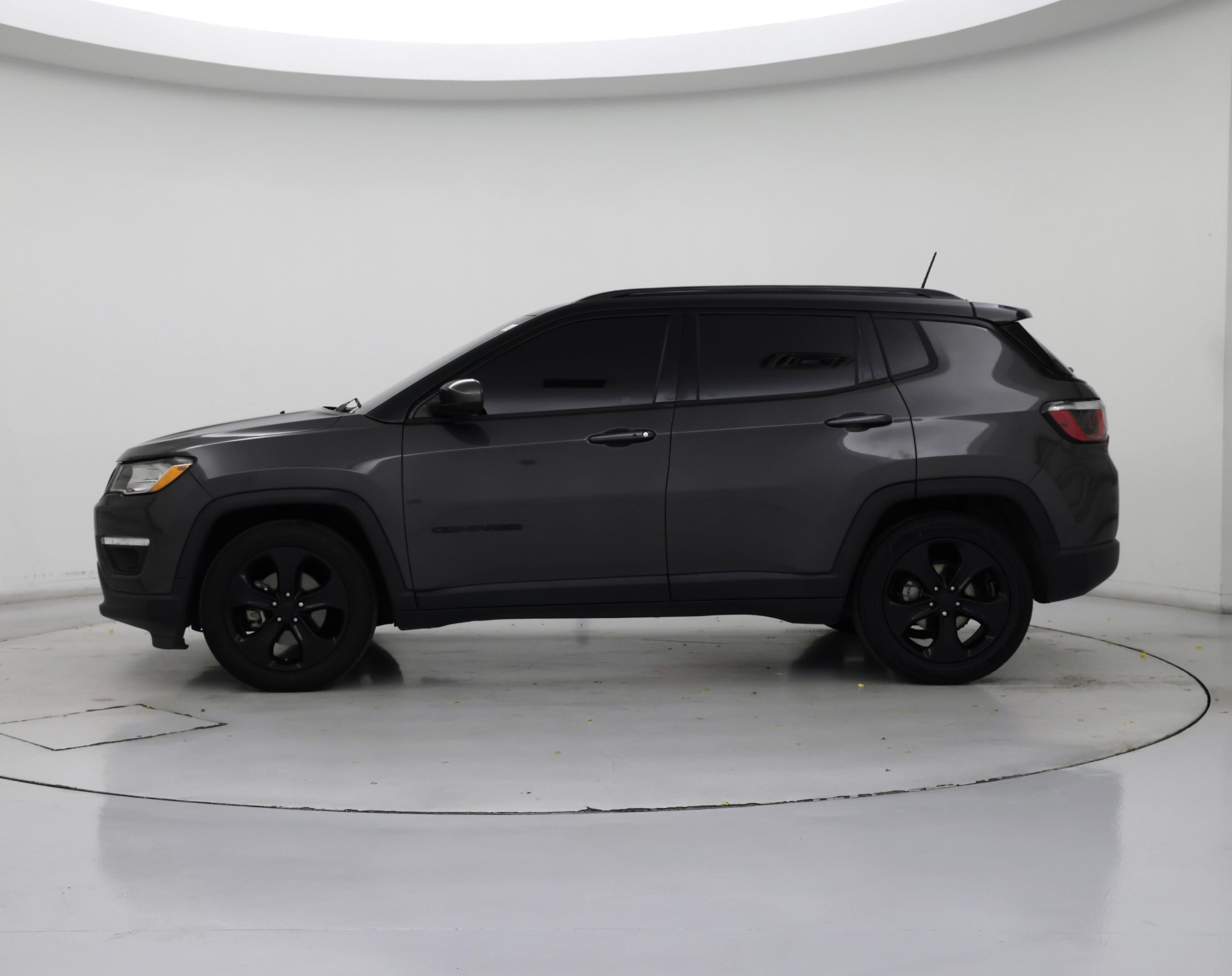 Thumbnail: 2019 Jeep Compass - 3