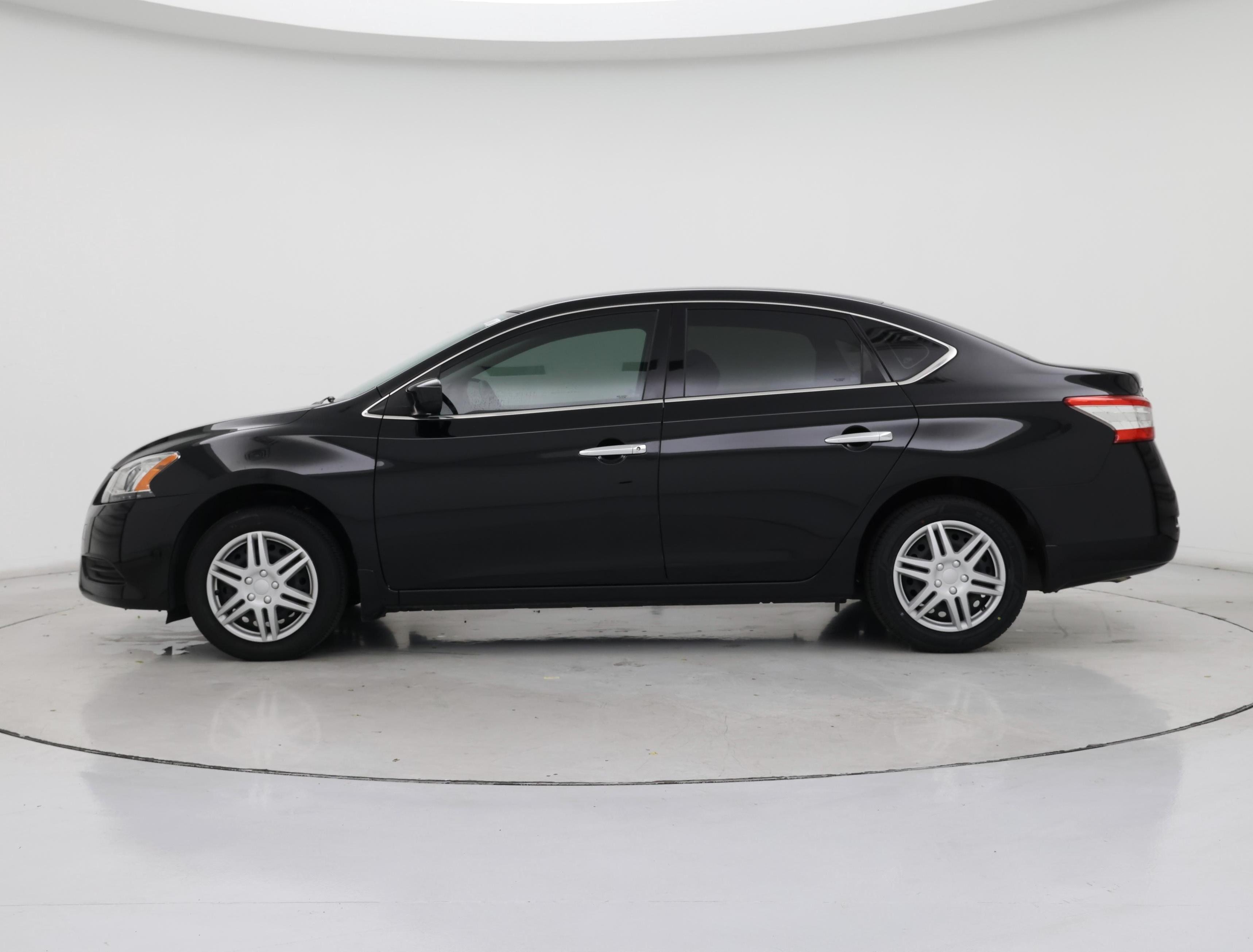 Thumbnail: 2015 Nissan Sentra - 3