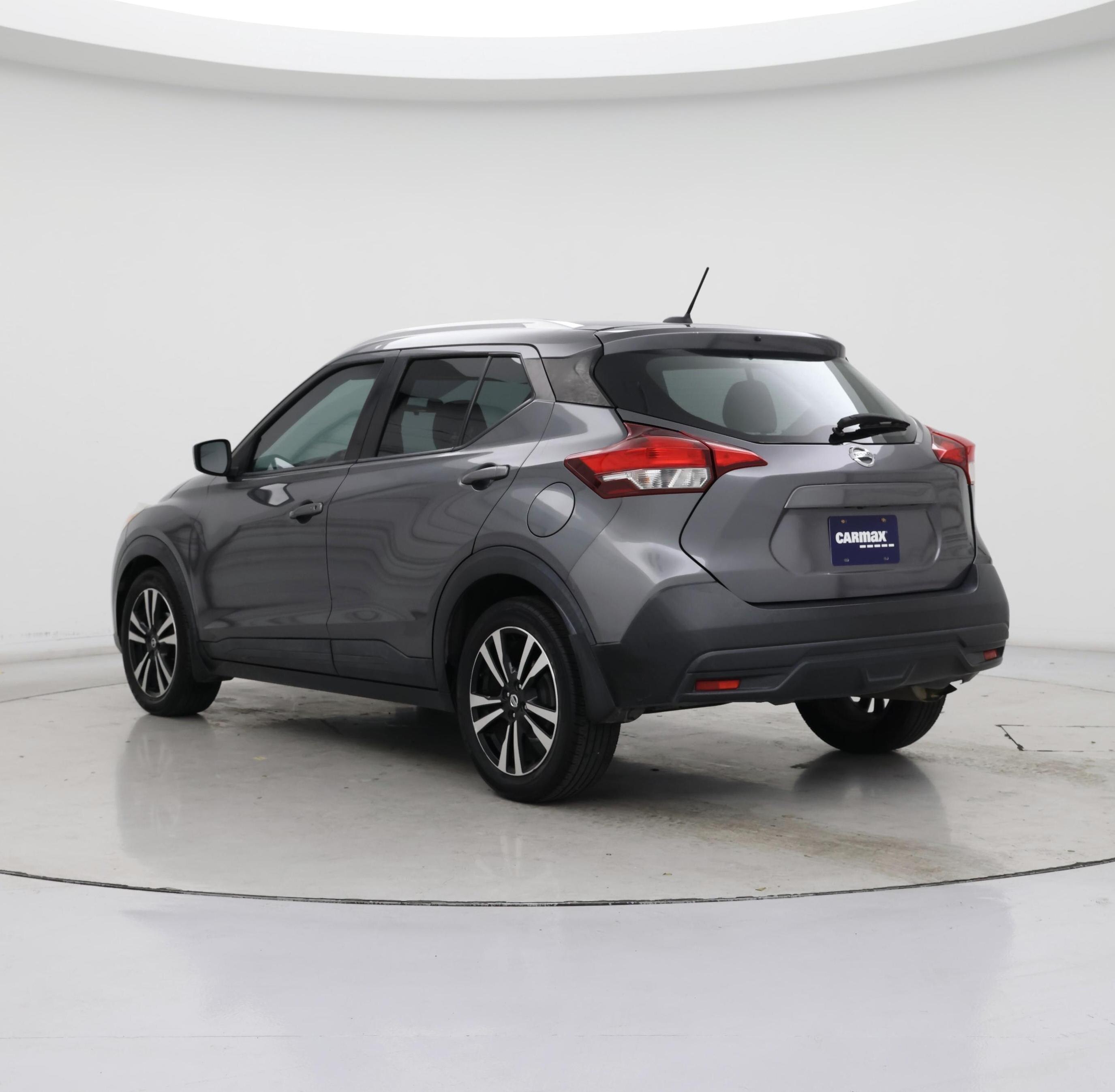 Thumbnail: 2018 Nissan Kicks - 2