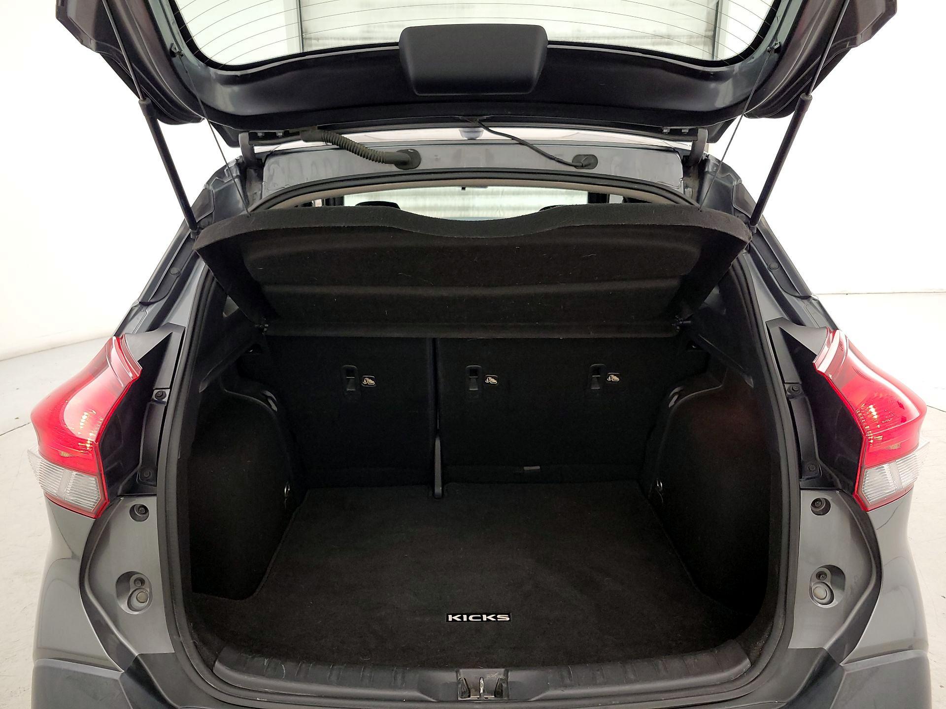 Thumbnail: 2018 Nissan Kicks - 20