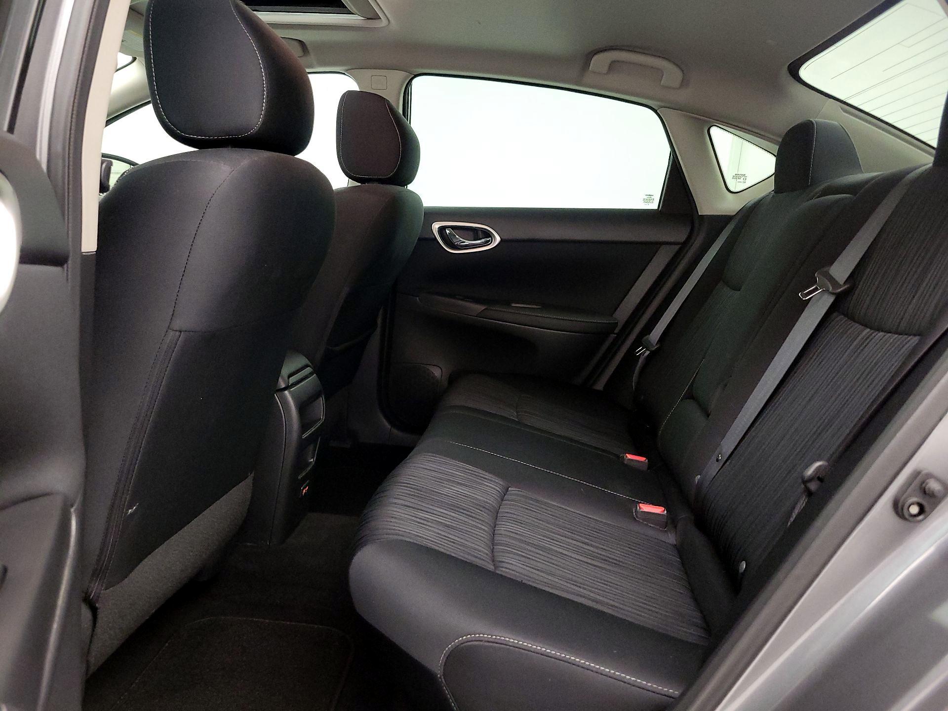 Thumbnail: 2019 Nissan Sentra - 20