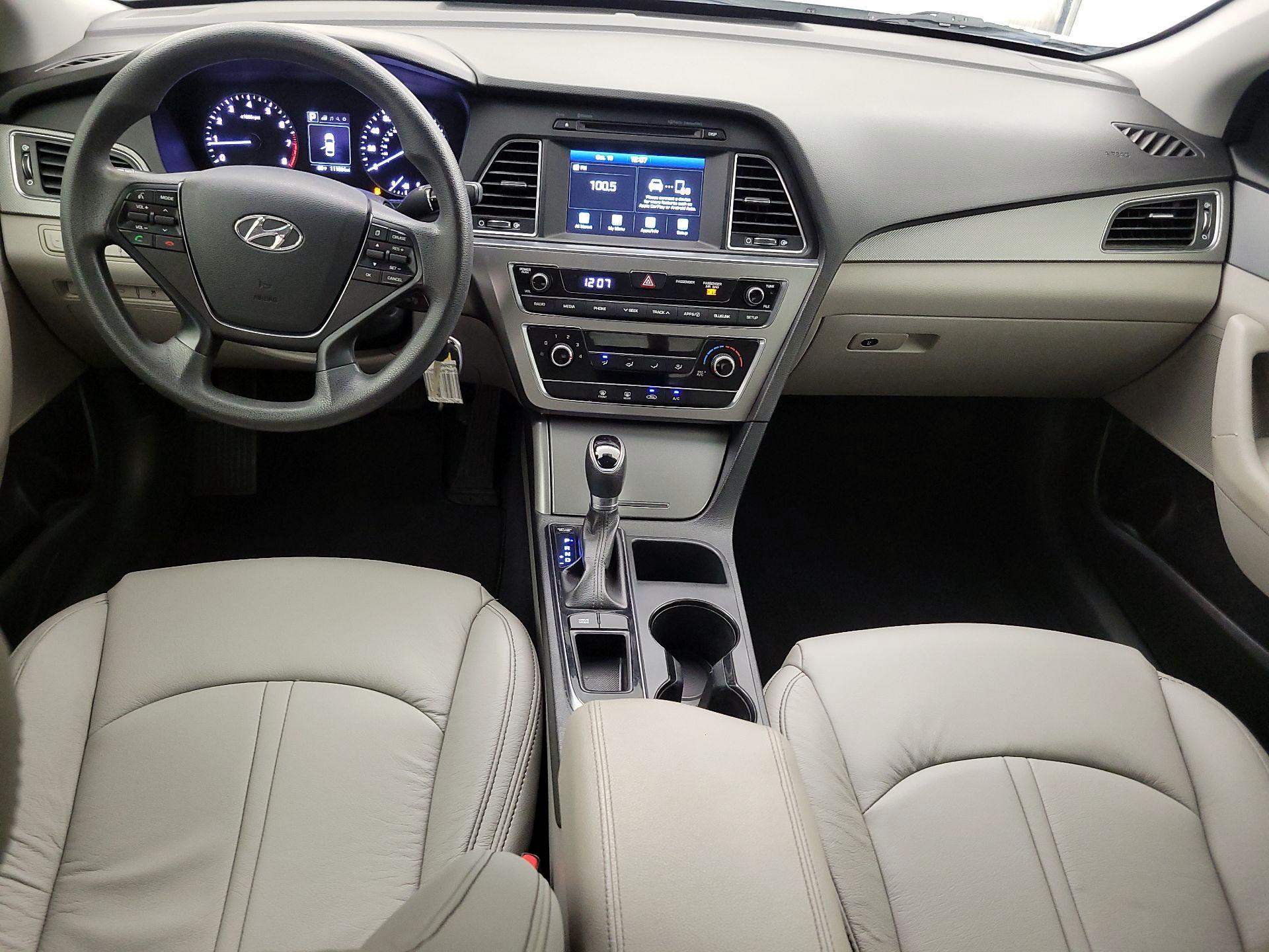 Thumbnail: 2017 Hyundai Sonata - 9