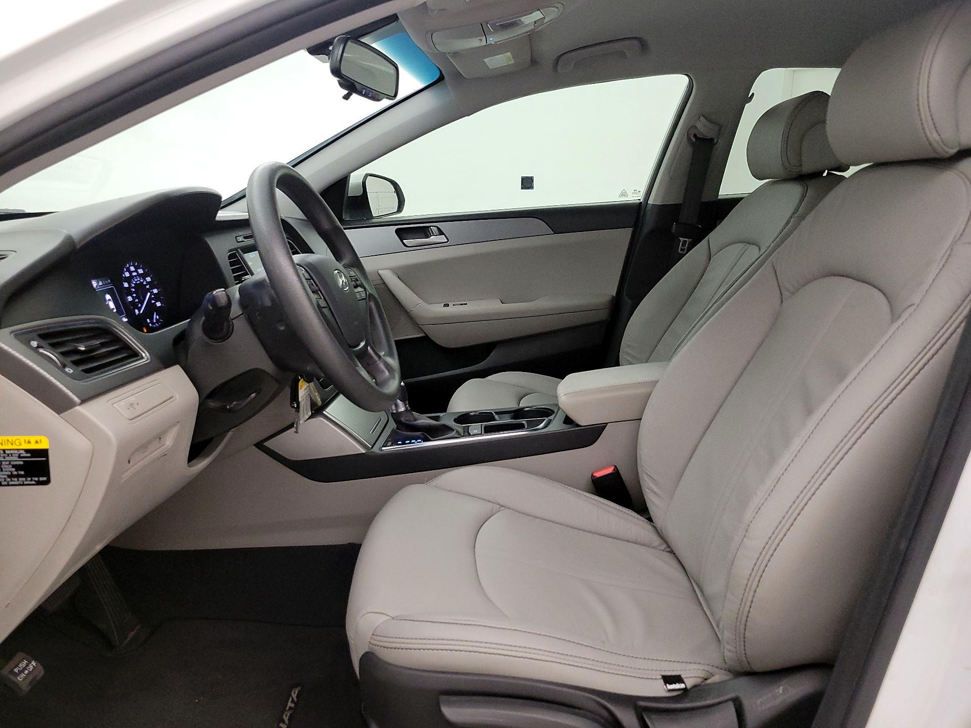 Thumbnail: 2017 Hyundai Sonata - 11