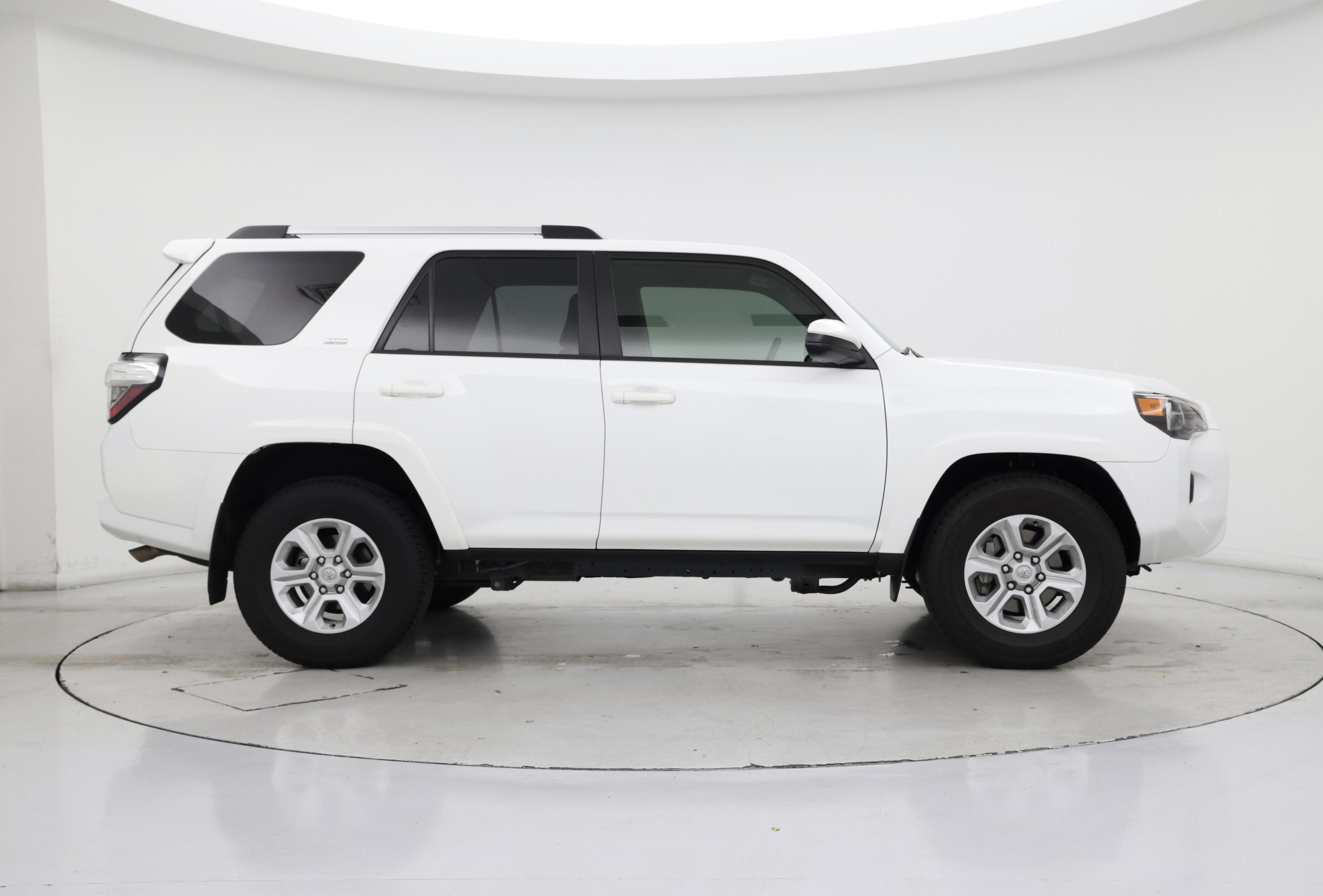 Thumbnail: 2024 Toyota 4Runner - 7