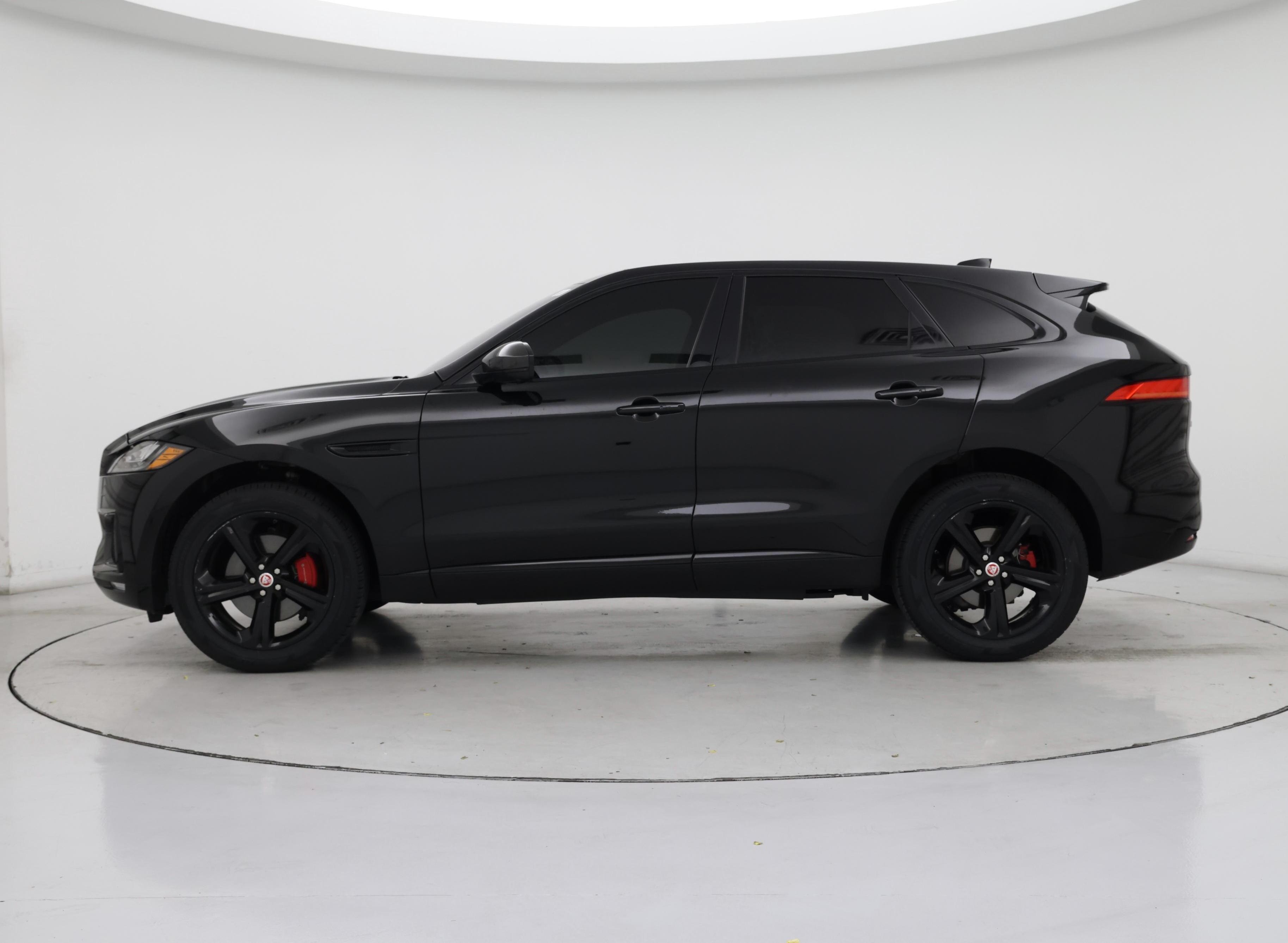 Thumbnail: 2019 Jaguar F-Pace - 3