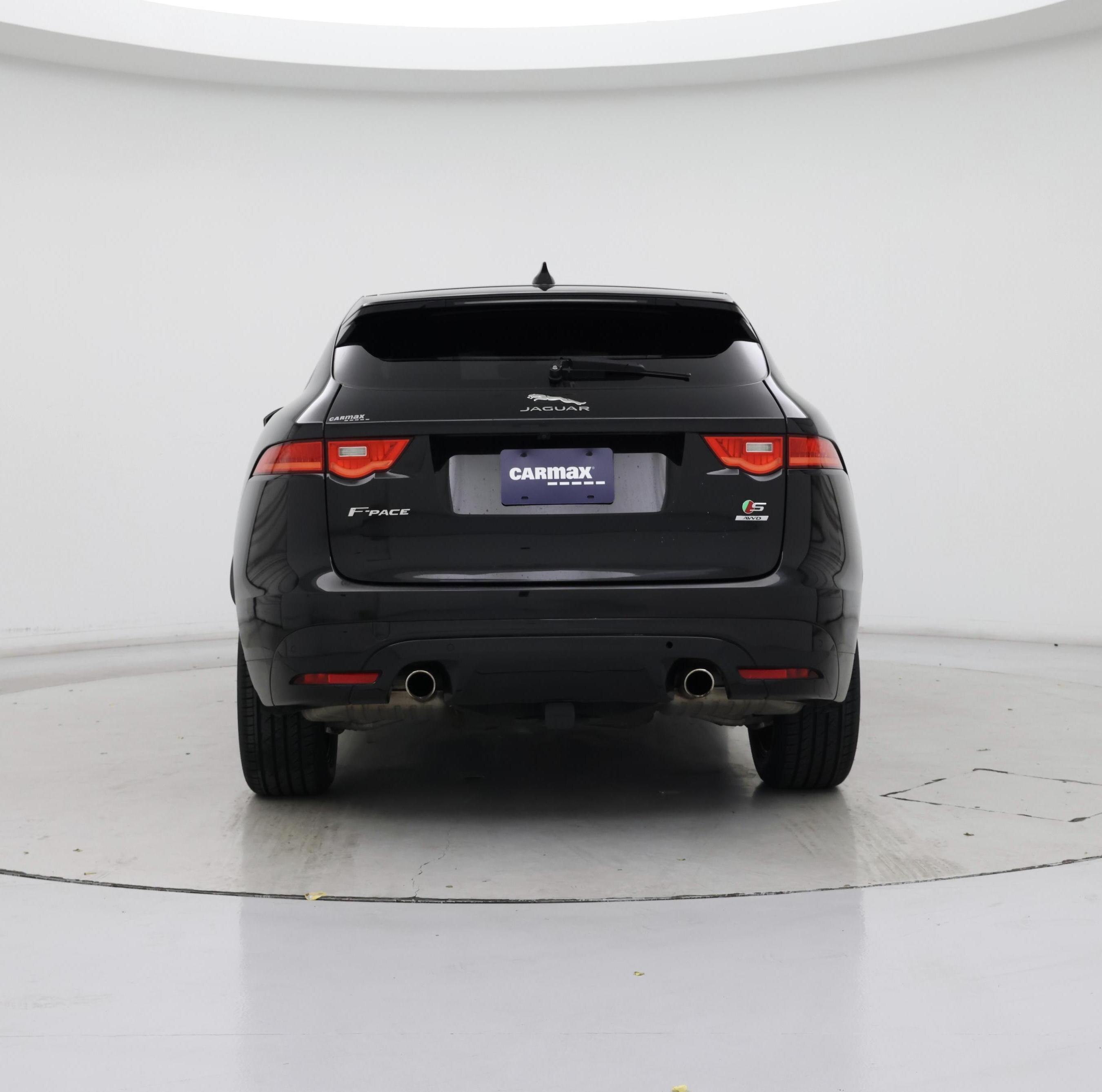 Thumbnail: 2019 Jaguar F-Pace - 6