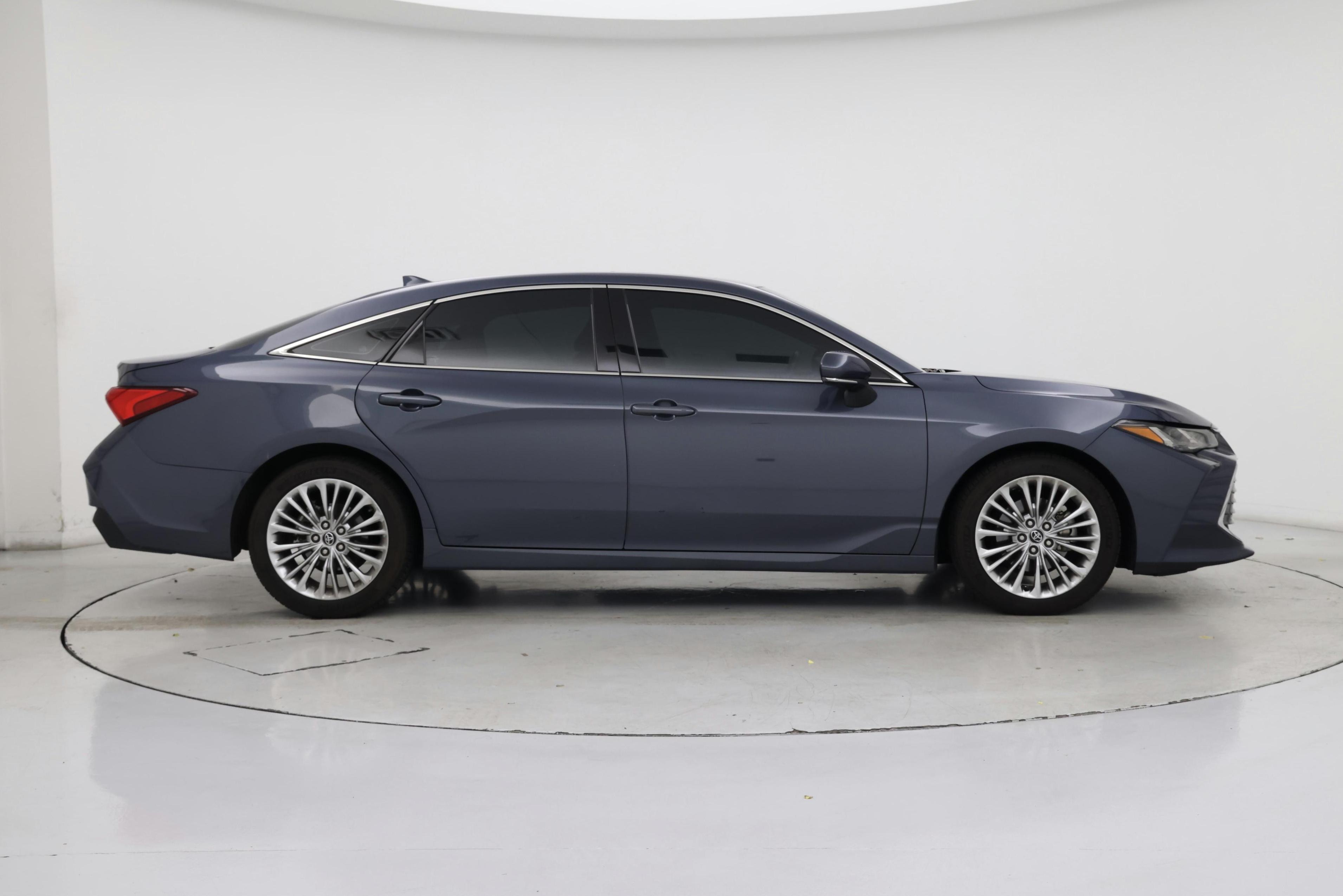 Thumbnail: 2020 Toyota Avalon - 7