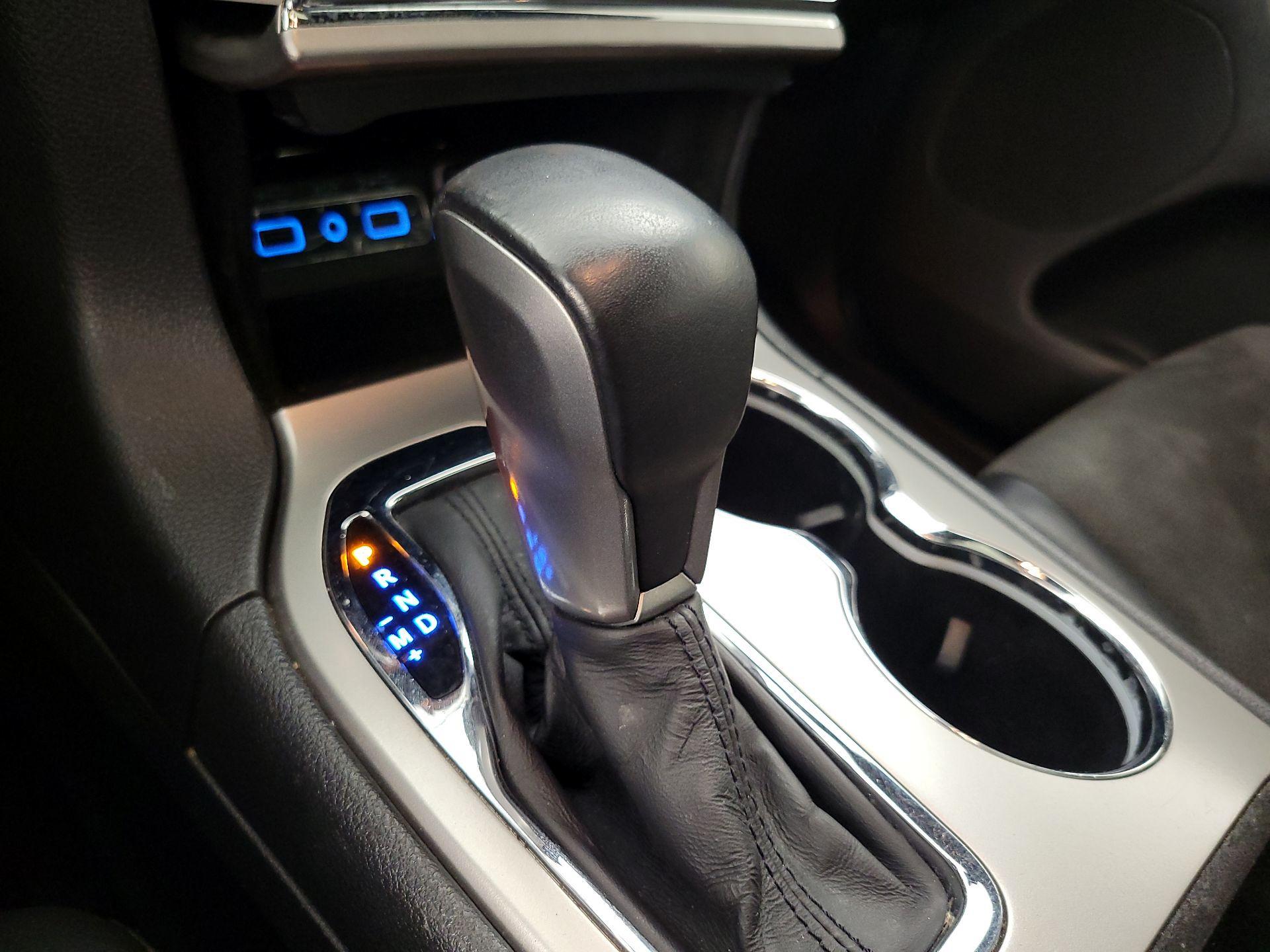 Thumbnail: 2019 Jeep Grand Cherokee - 18
