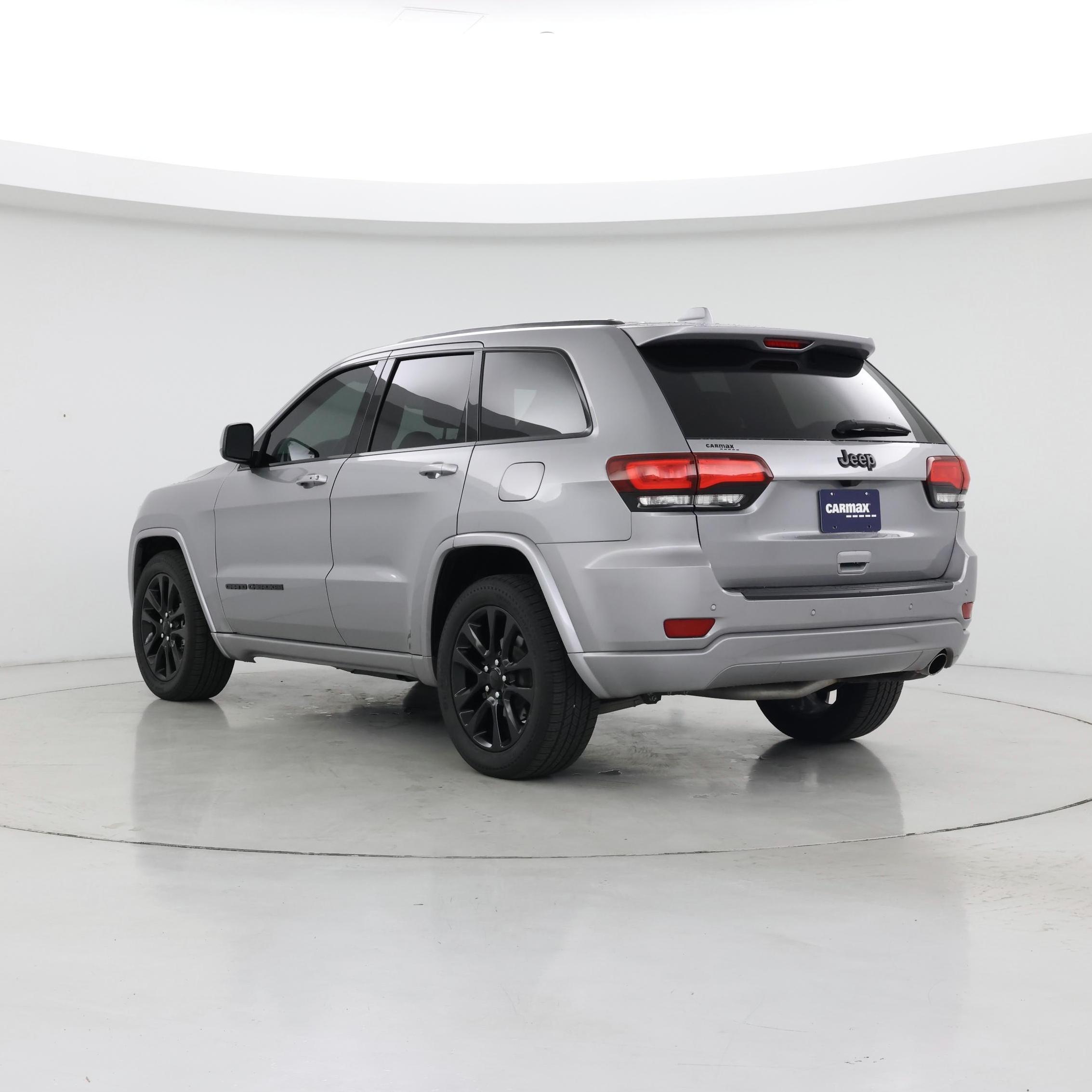 Thumbnail: 2019 Jeep Grand Cherokee - 2