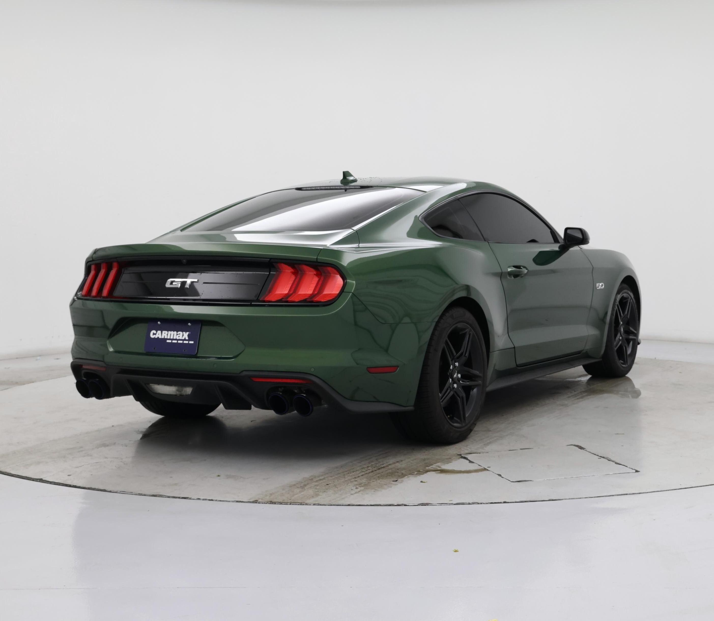 Thumbnail: 2022 Ford Mustang - 8