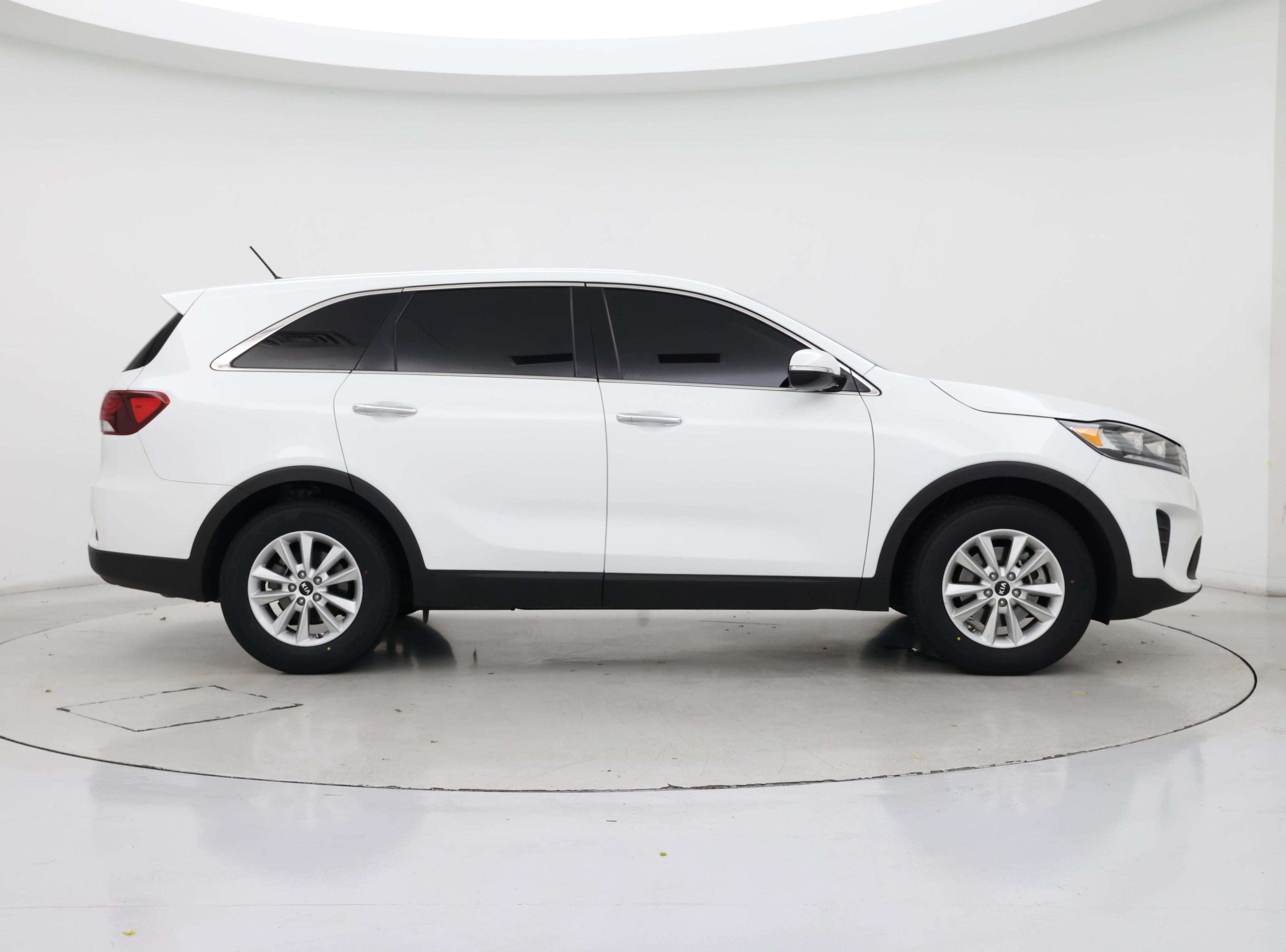 Thumbnail: 2020 Kia Sorento - 7