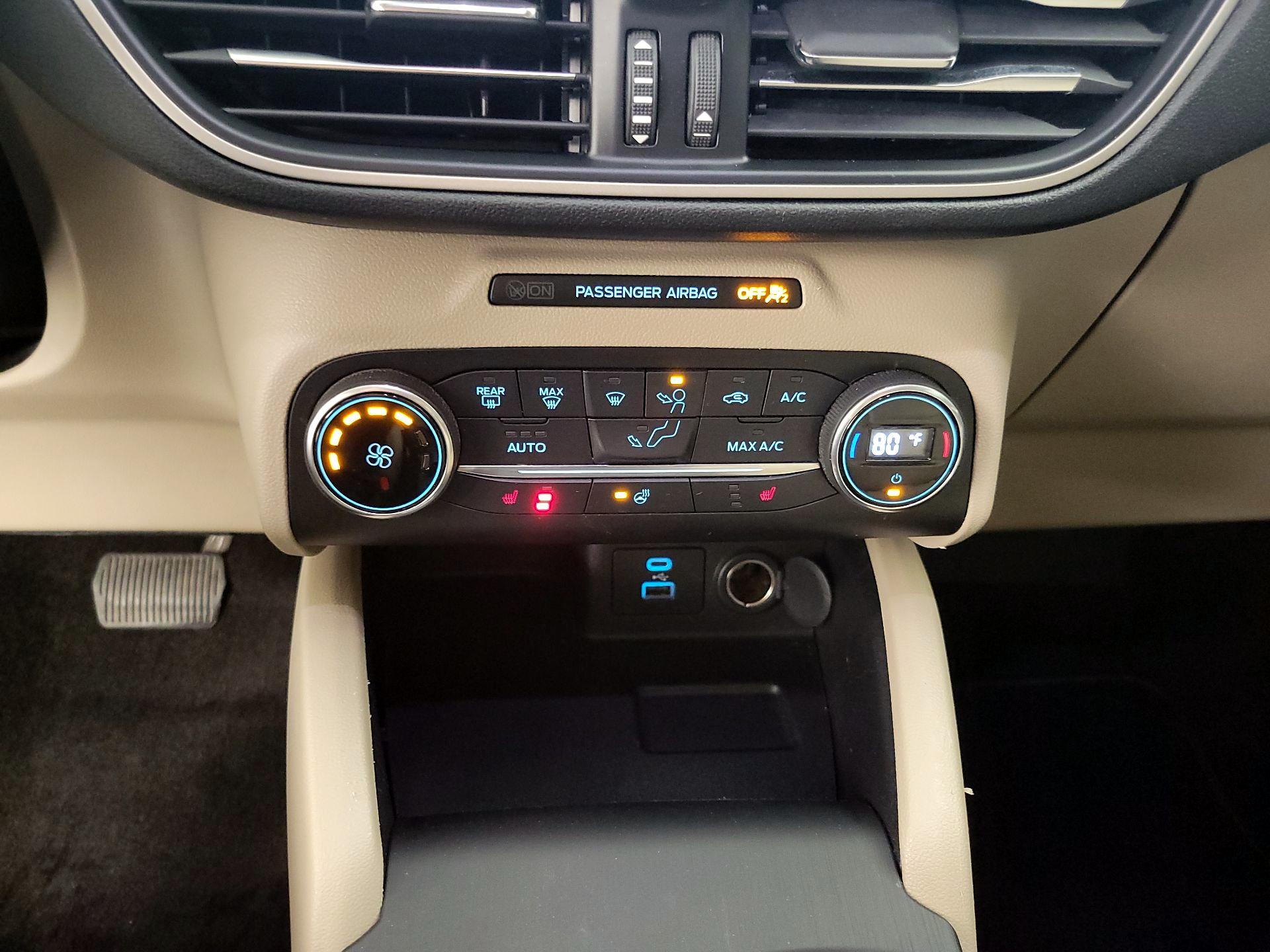 Thumbnail: 2020 Ford Escape - 17