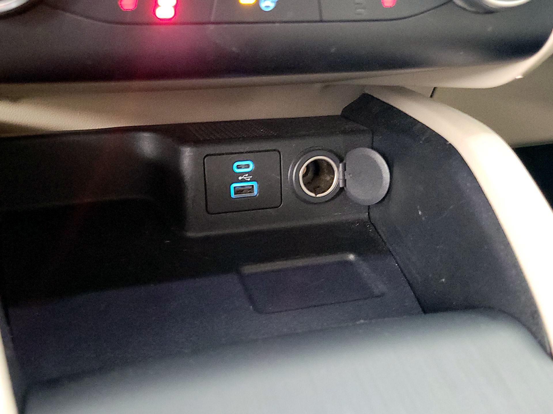 Thumbnail: 2020 Ford Escape - 19