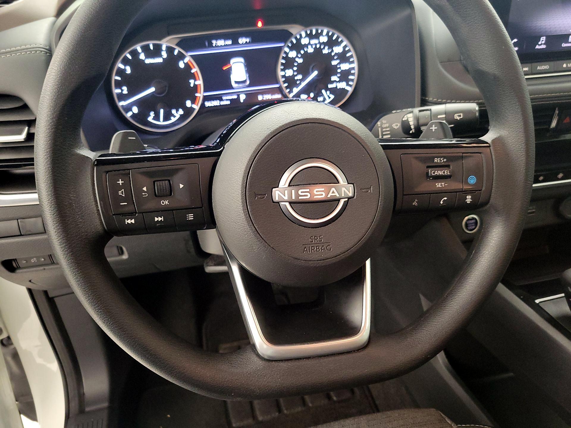 Thumbnail: 2023 Nissan Rogue - 10