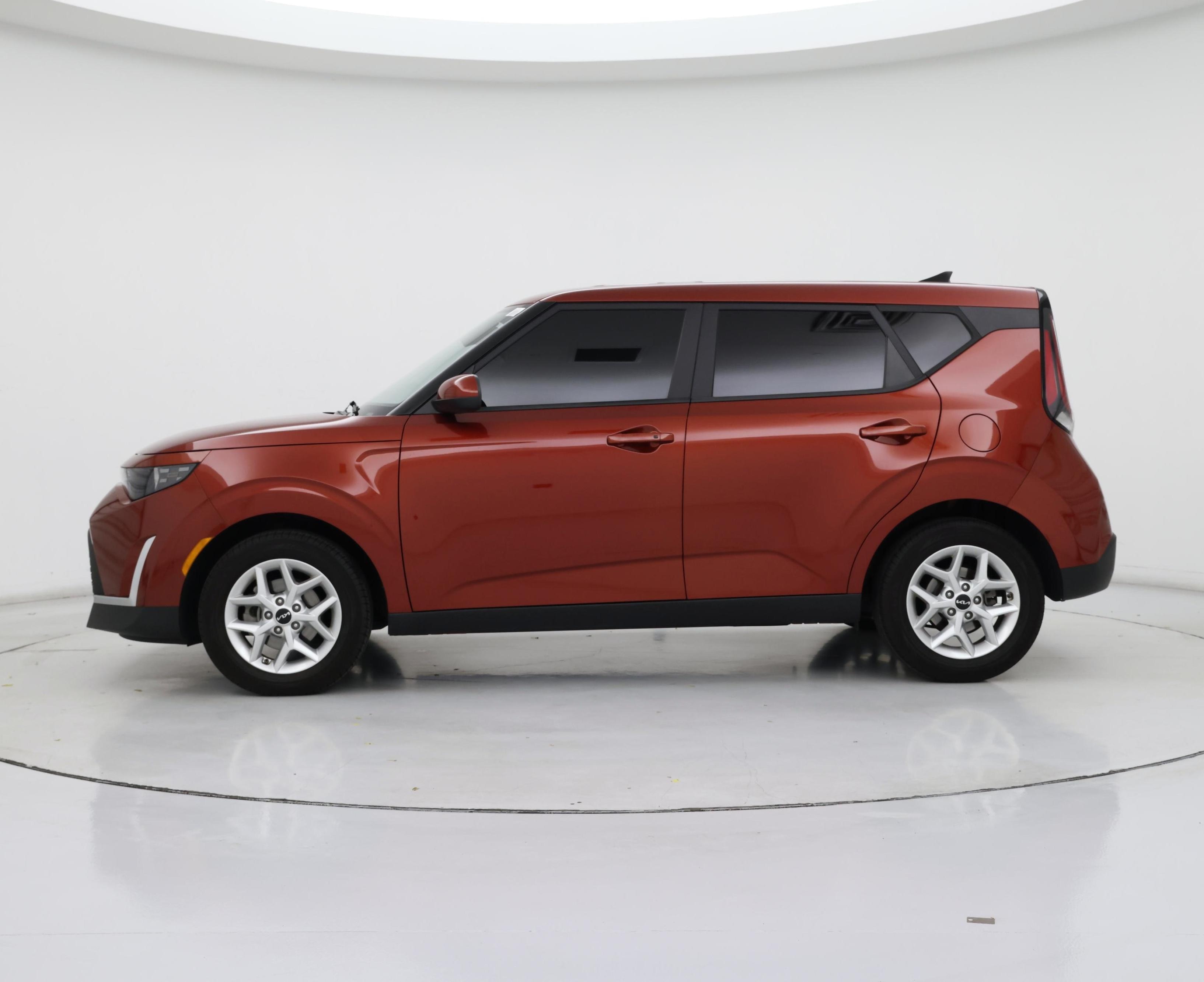 Thumbnail: 2023 Kia Soul - 3