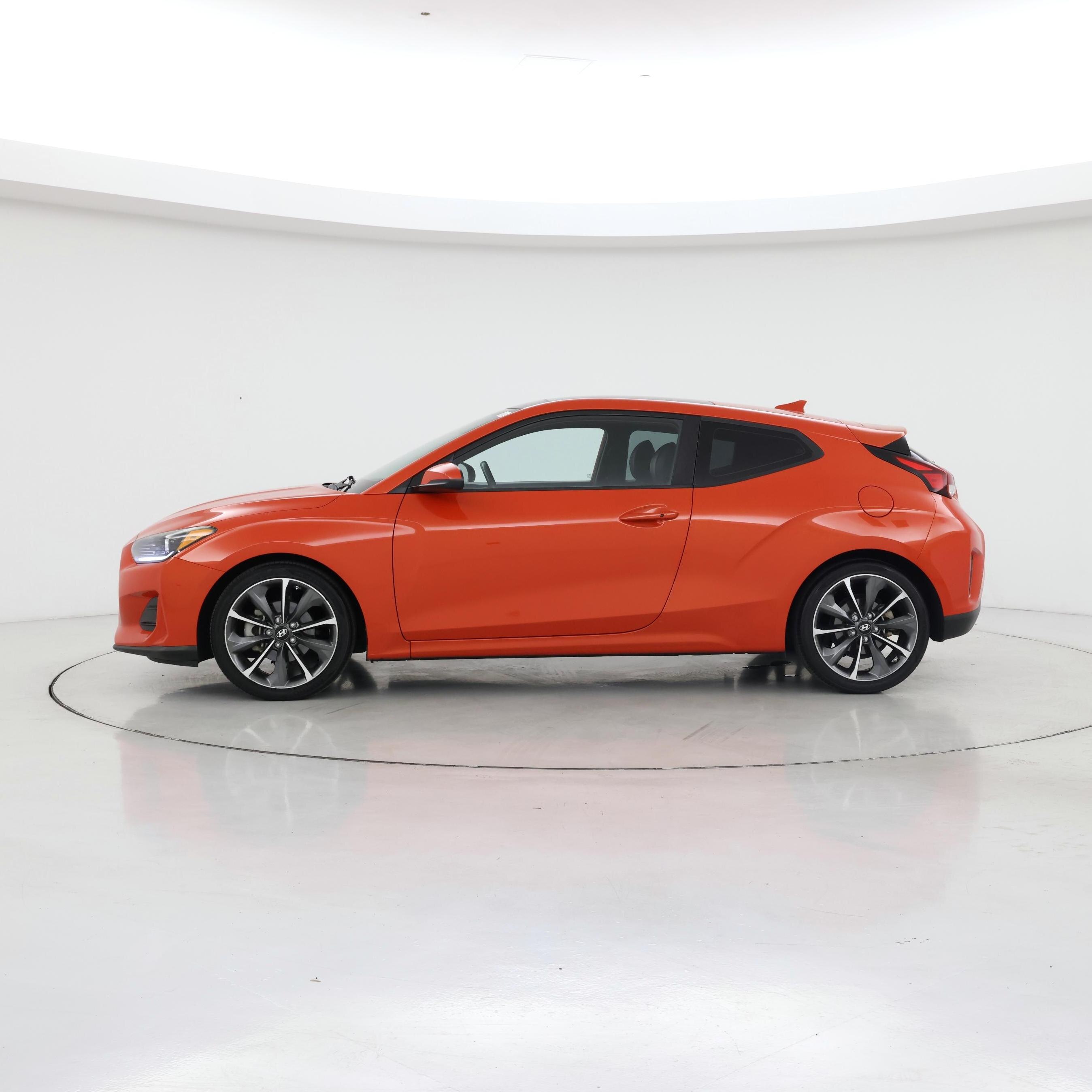 Thumbnail: 2019 Hyundai Veloster - 3