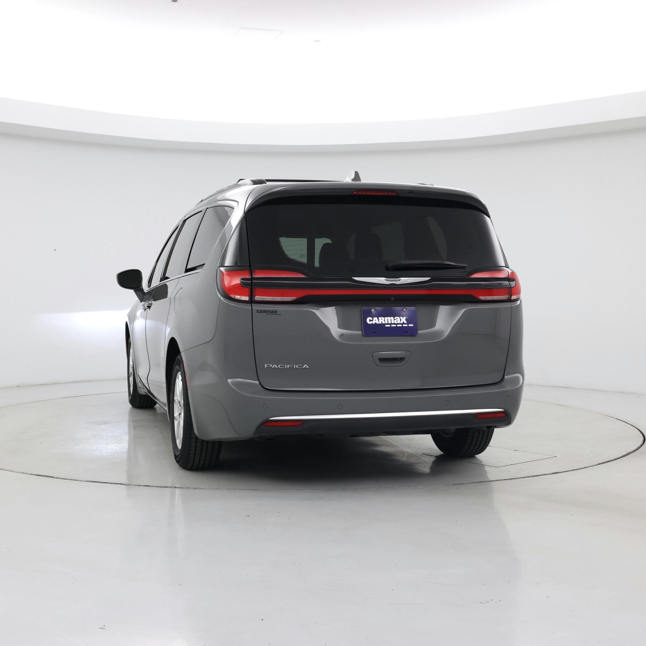 Thumbnail: 2022 Chrysler Pacifica - 6