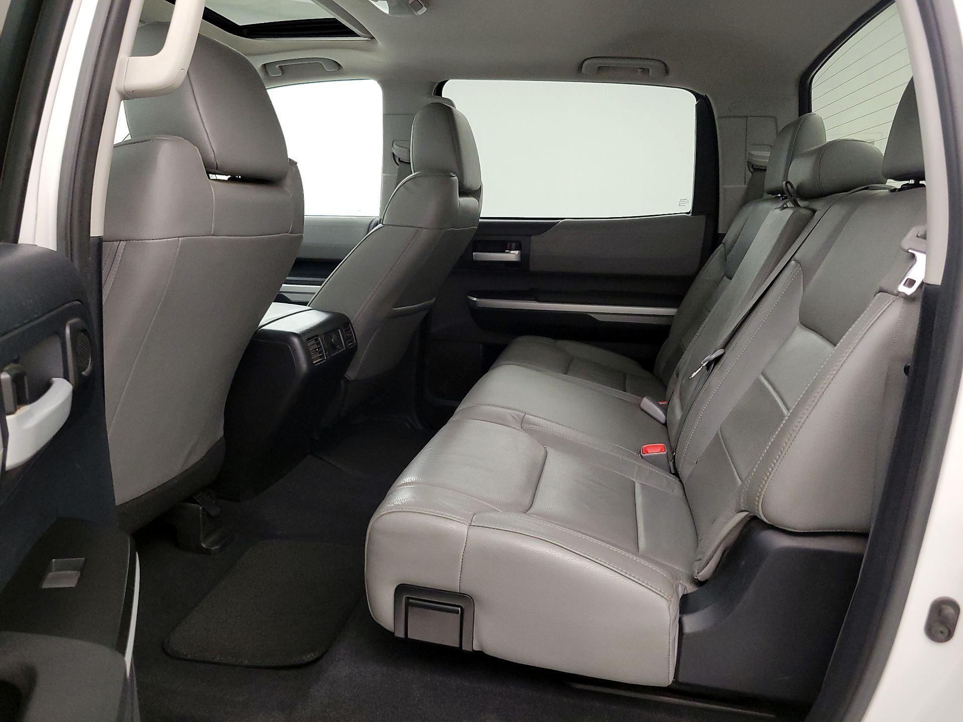 Thumbnail: 2015 Toyota Tundra - 20