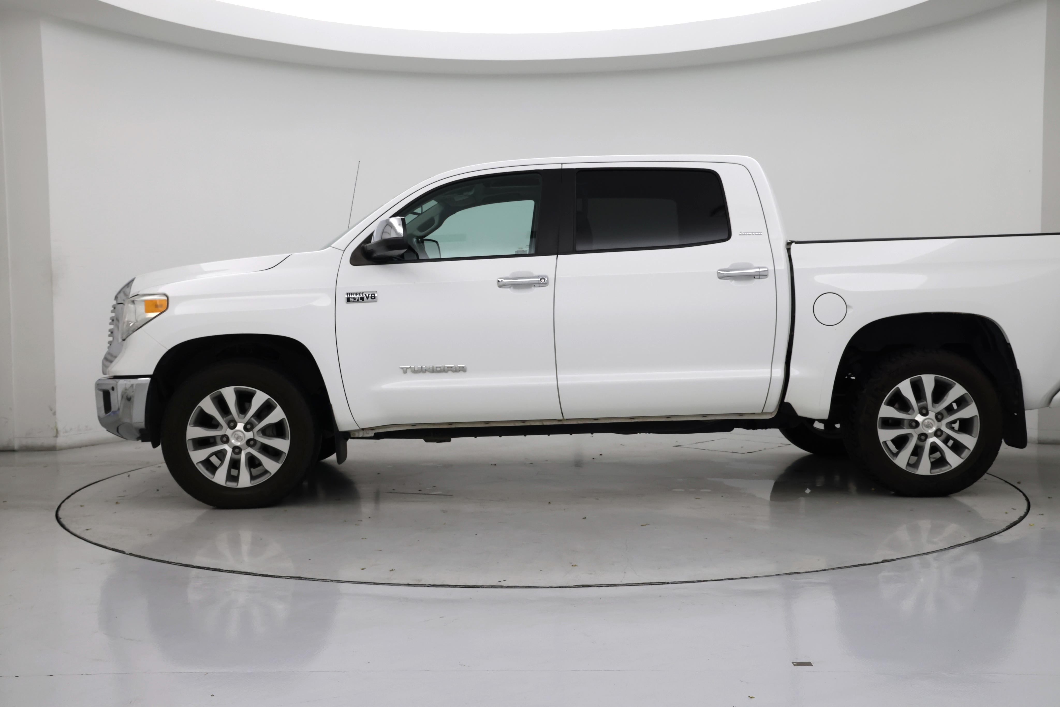 Thumbnail: 2015 Toyota Tundra - 3