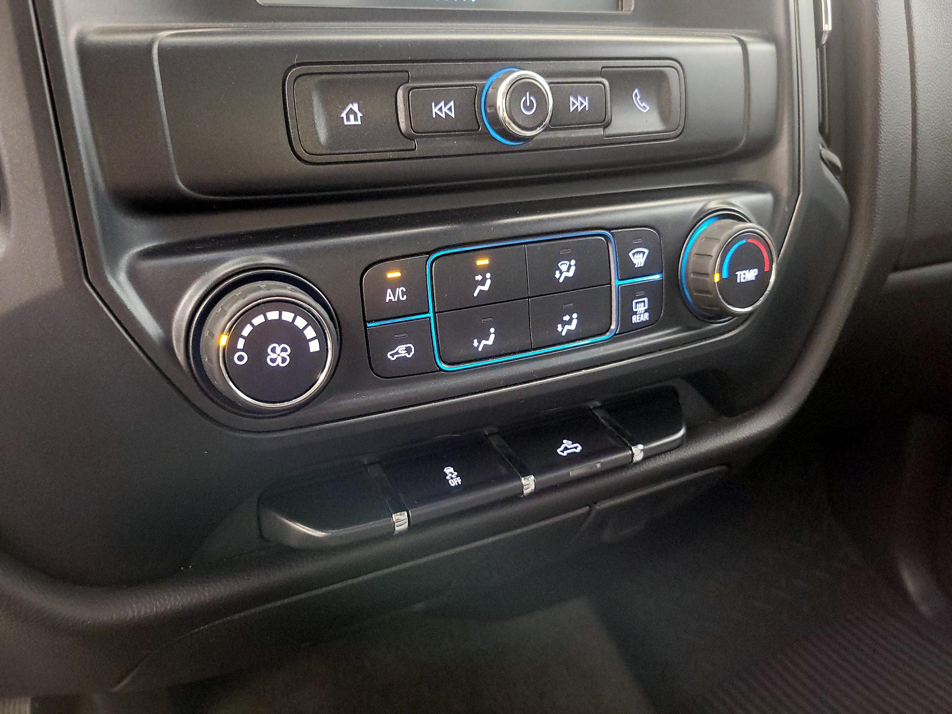 Thumbnail: 2017 Chevrolet Silverado 1500 - 16