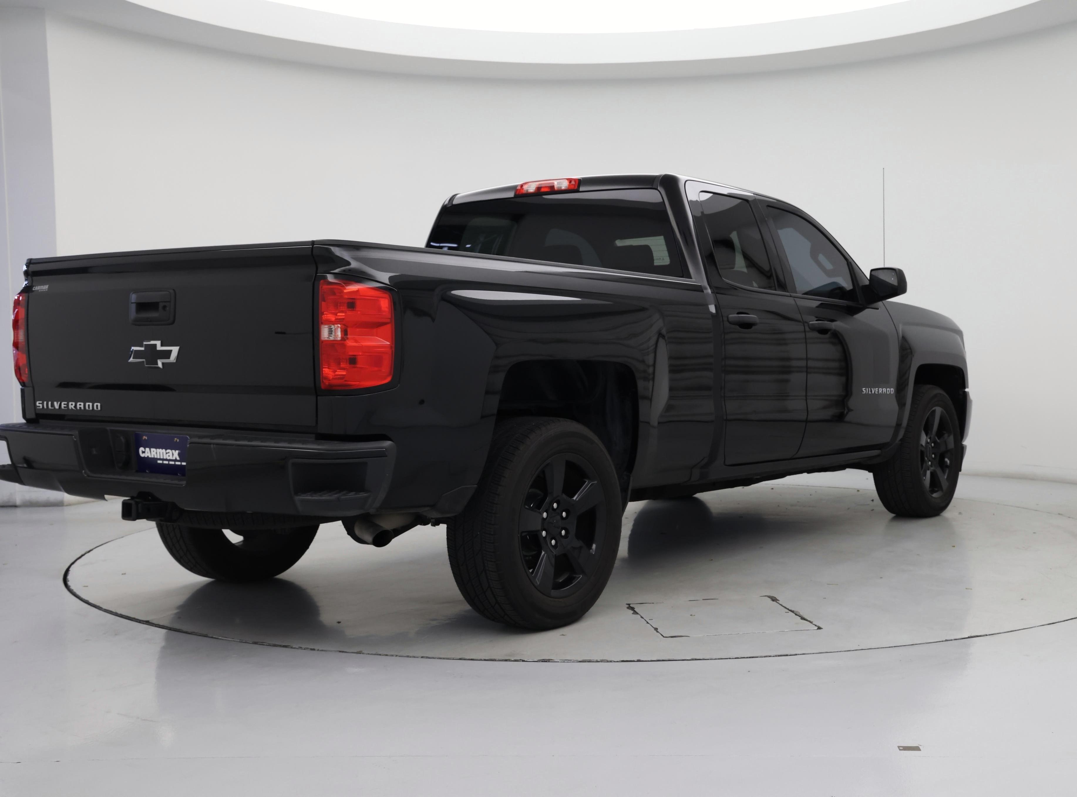 Thumbnail: 2017 Chevrolet Silverado 1500 - 8