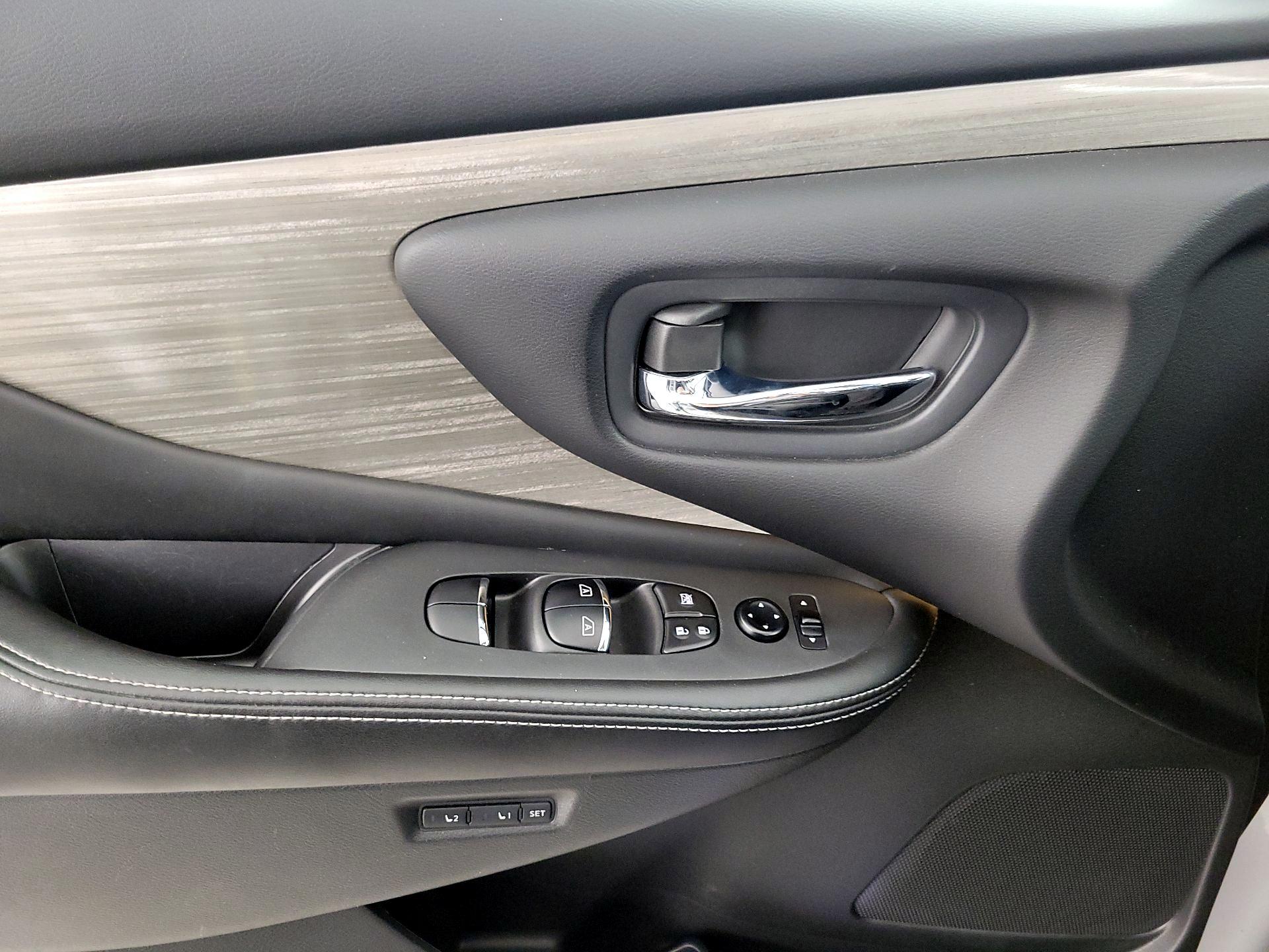 Thumbnail: 2016 Nissan Murano - 12