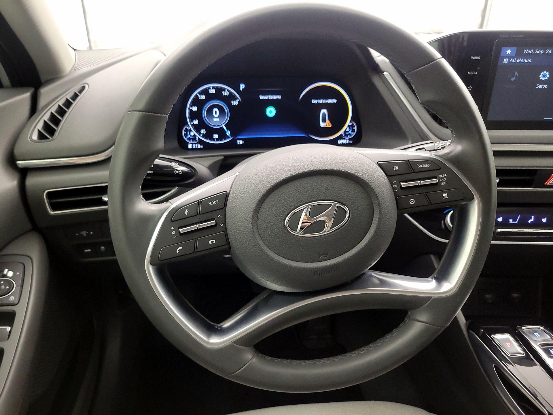 Thumbnail: 2020 Hyundai Sonata - 10