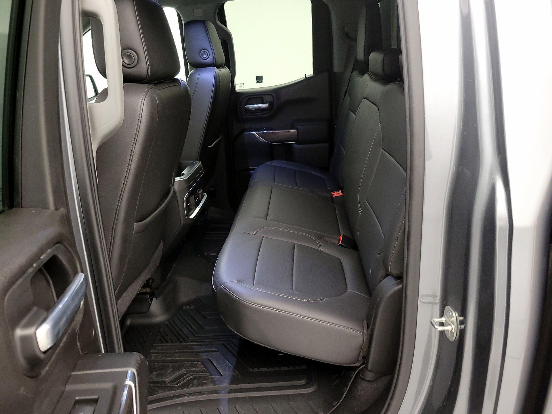 Thumbnail: 2020 Chevrolet Silverado 1500 - 19