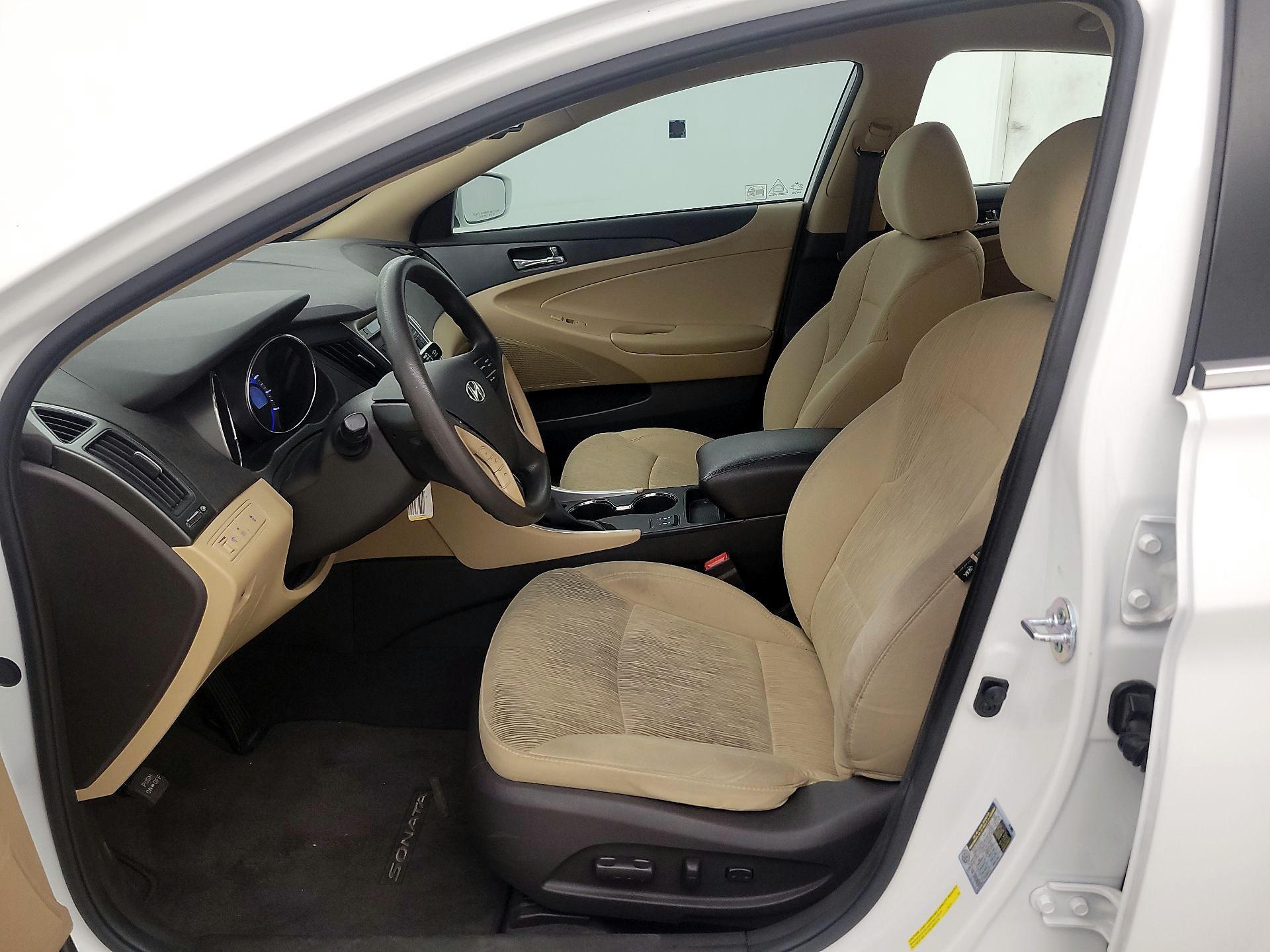Thumbnail: 2014 Hyundai Sonata - 11
