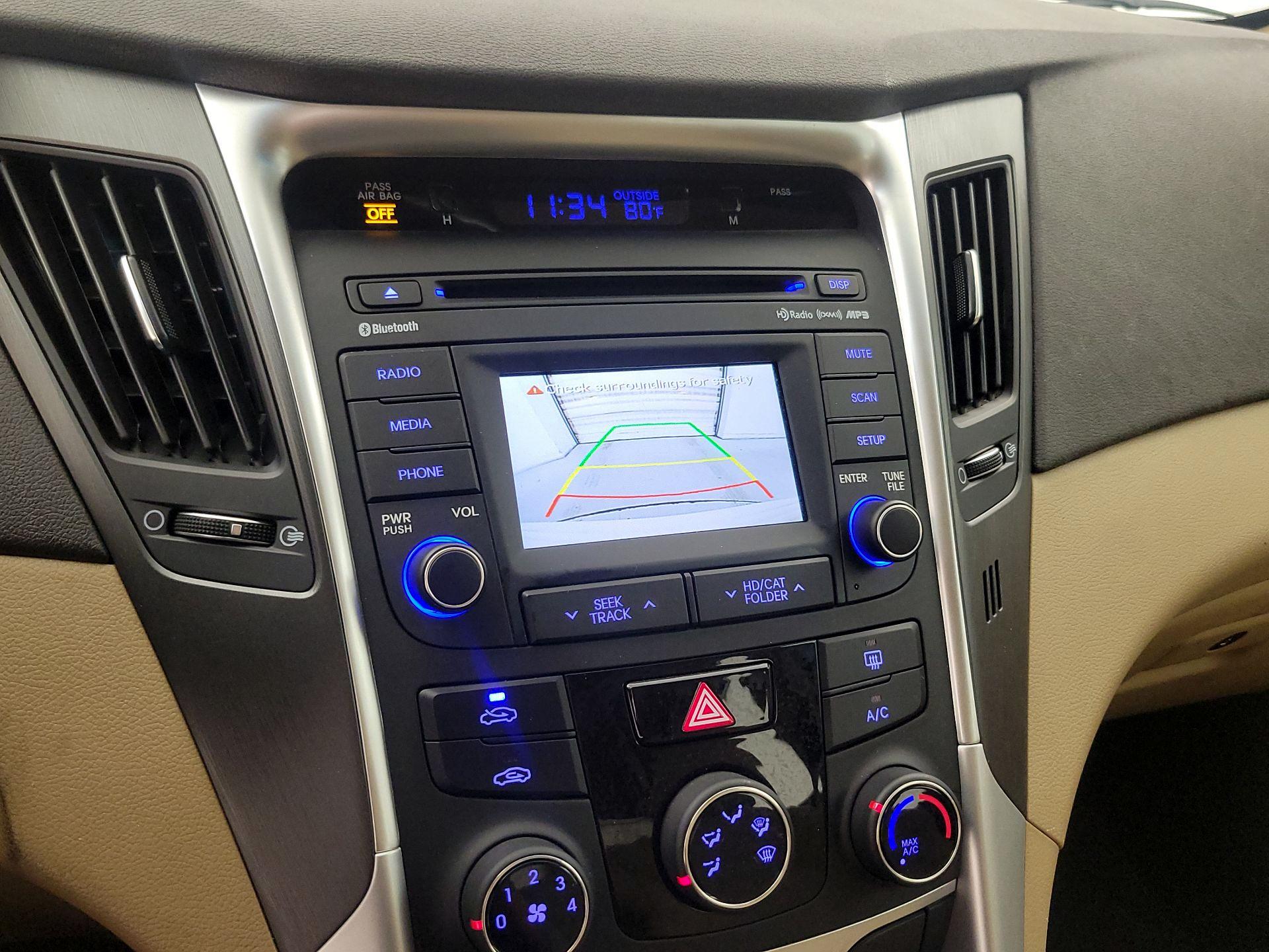 Thumbnail: 2014 Hyundai Sonata - 14