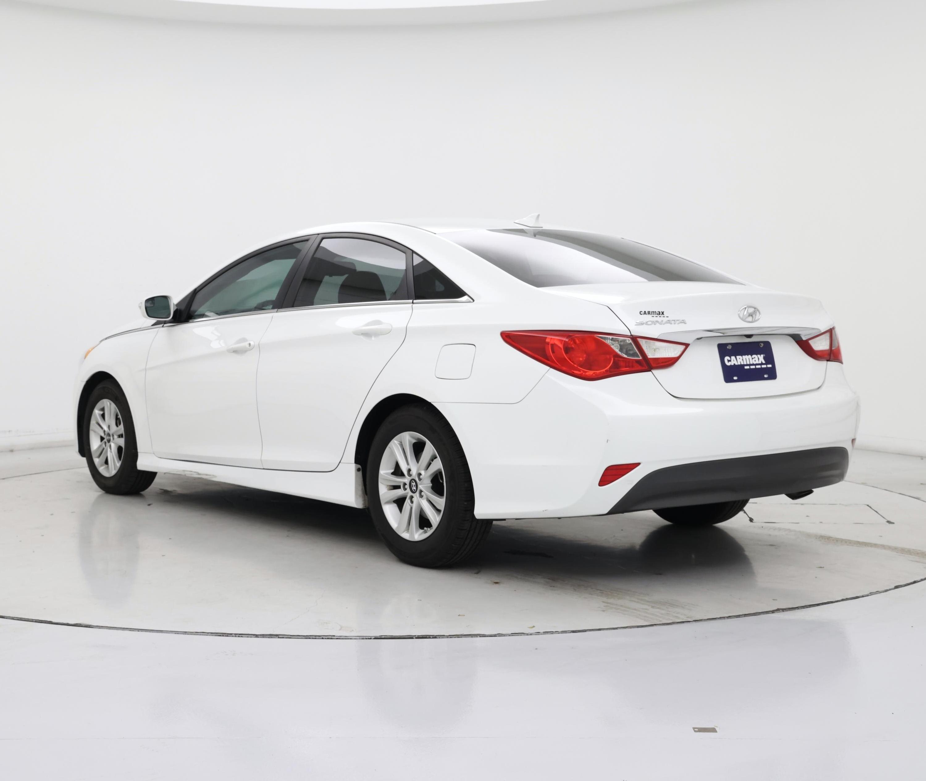 Thumbnail: 2014 Hyundai Sonata - 2
