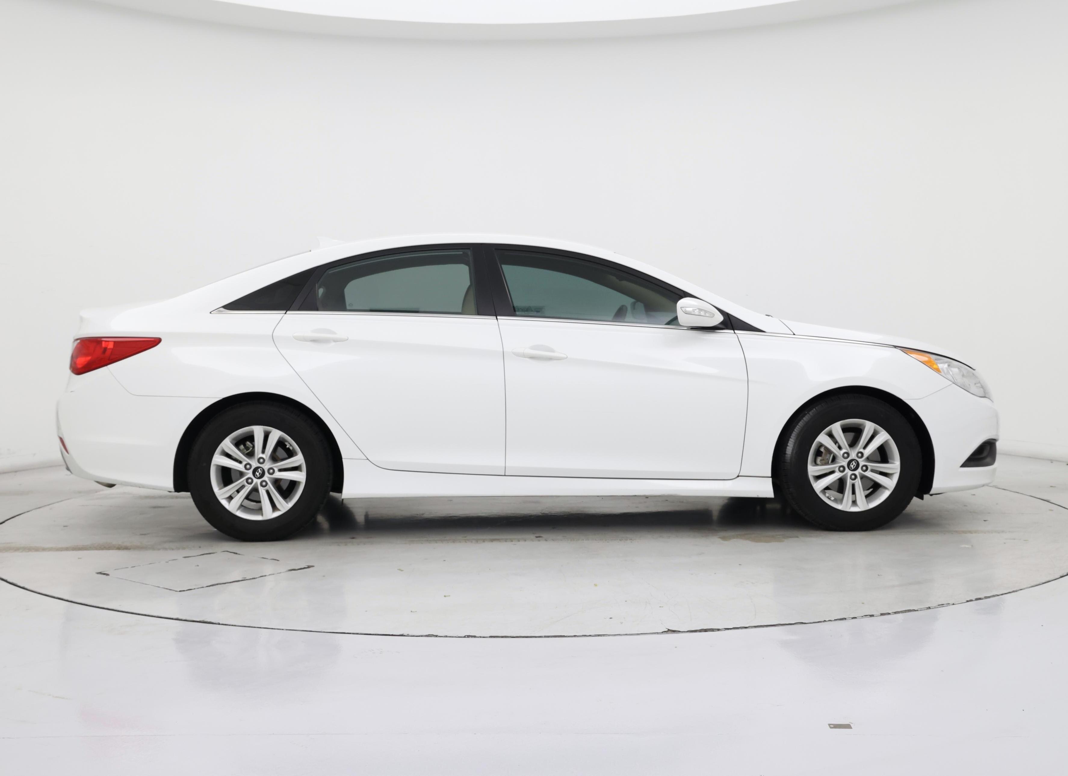 Thumbnail: 2014 Hyundai Sonata - 7