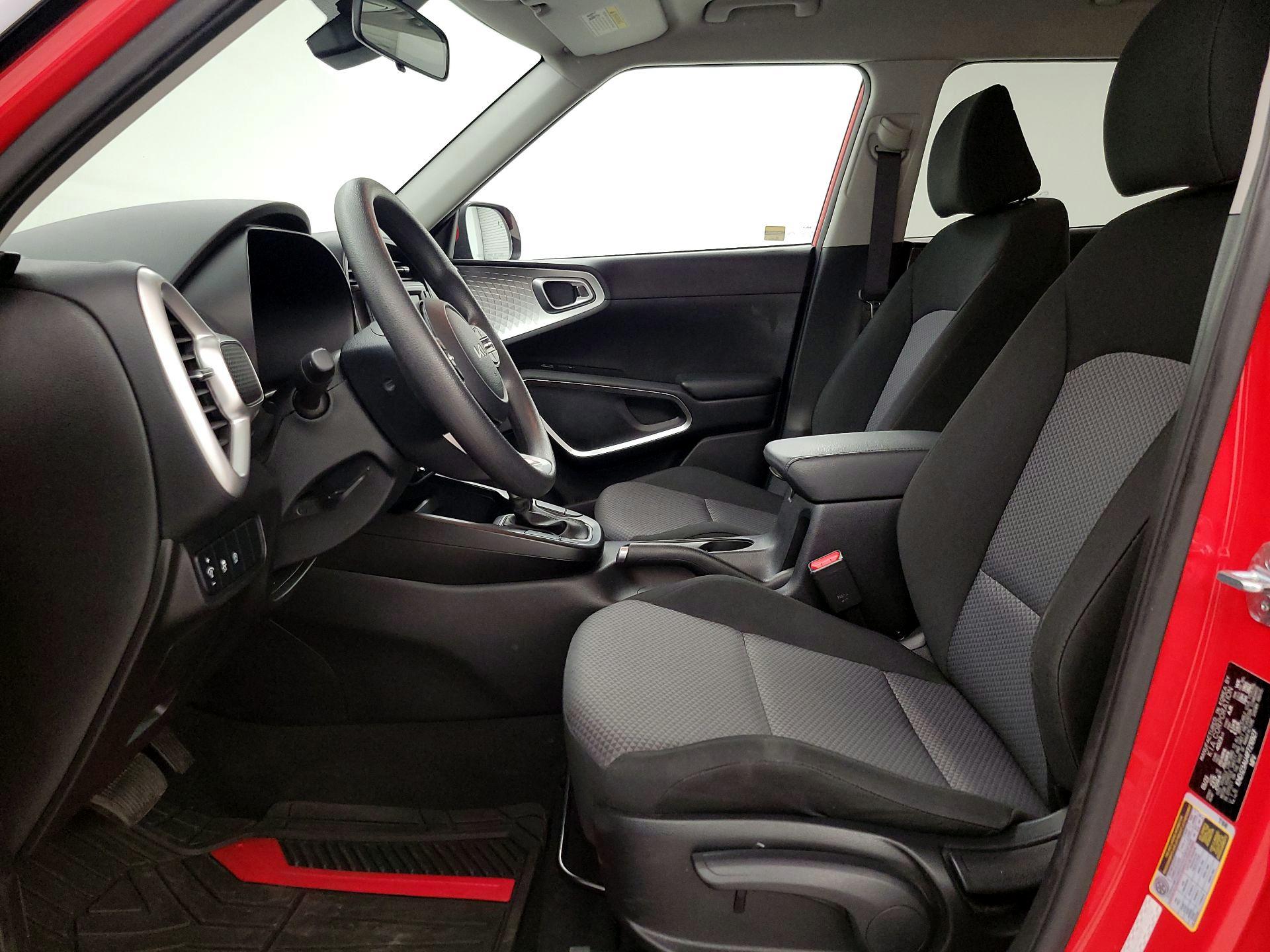 Thumbnail: 2023 Kia Soul - 11