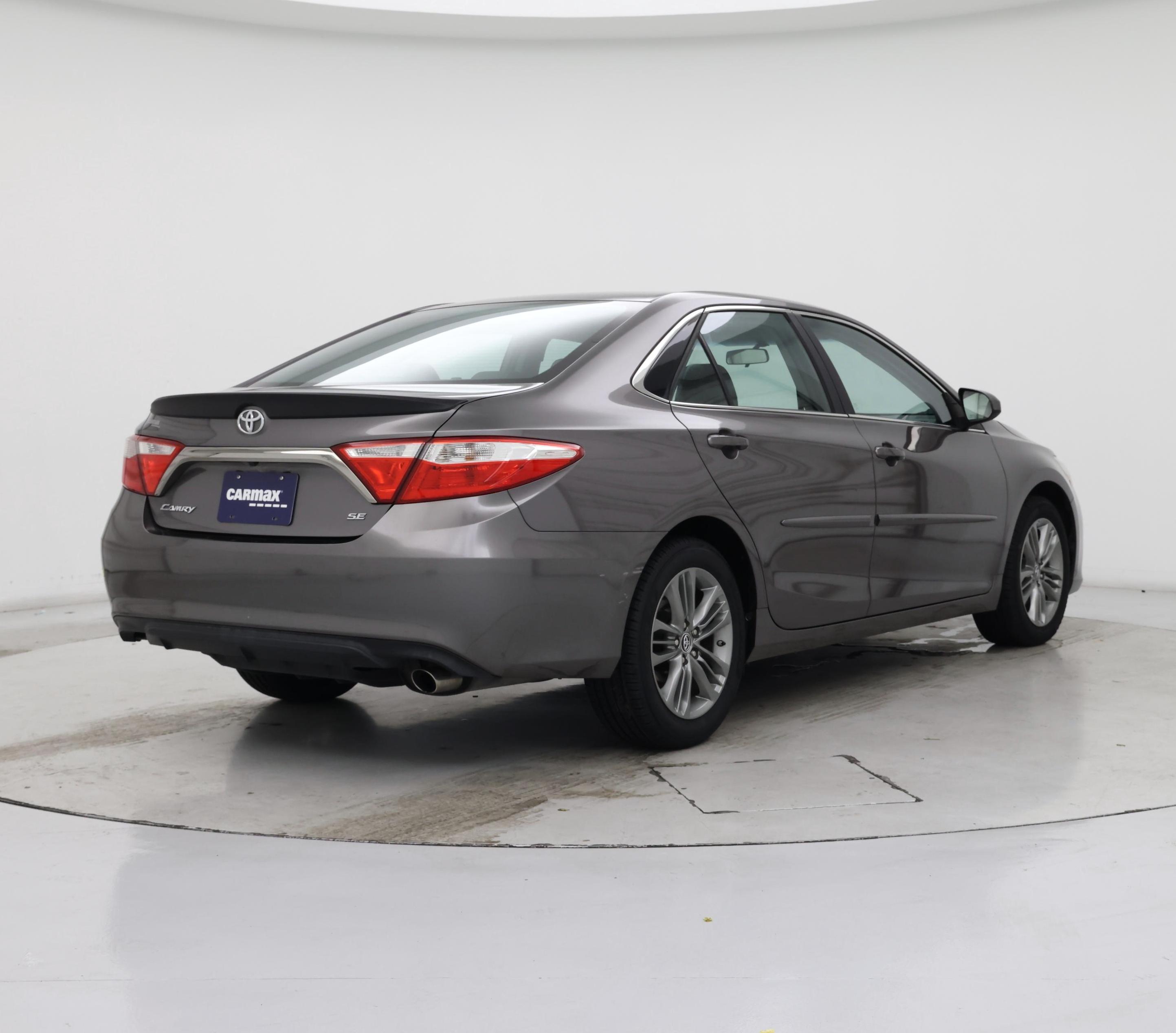 Thumbnail: 2016 Toyota Camry - 8