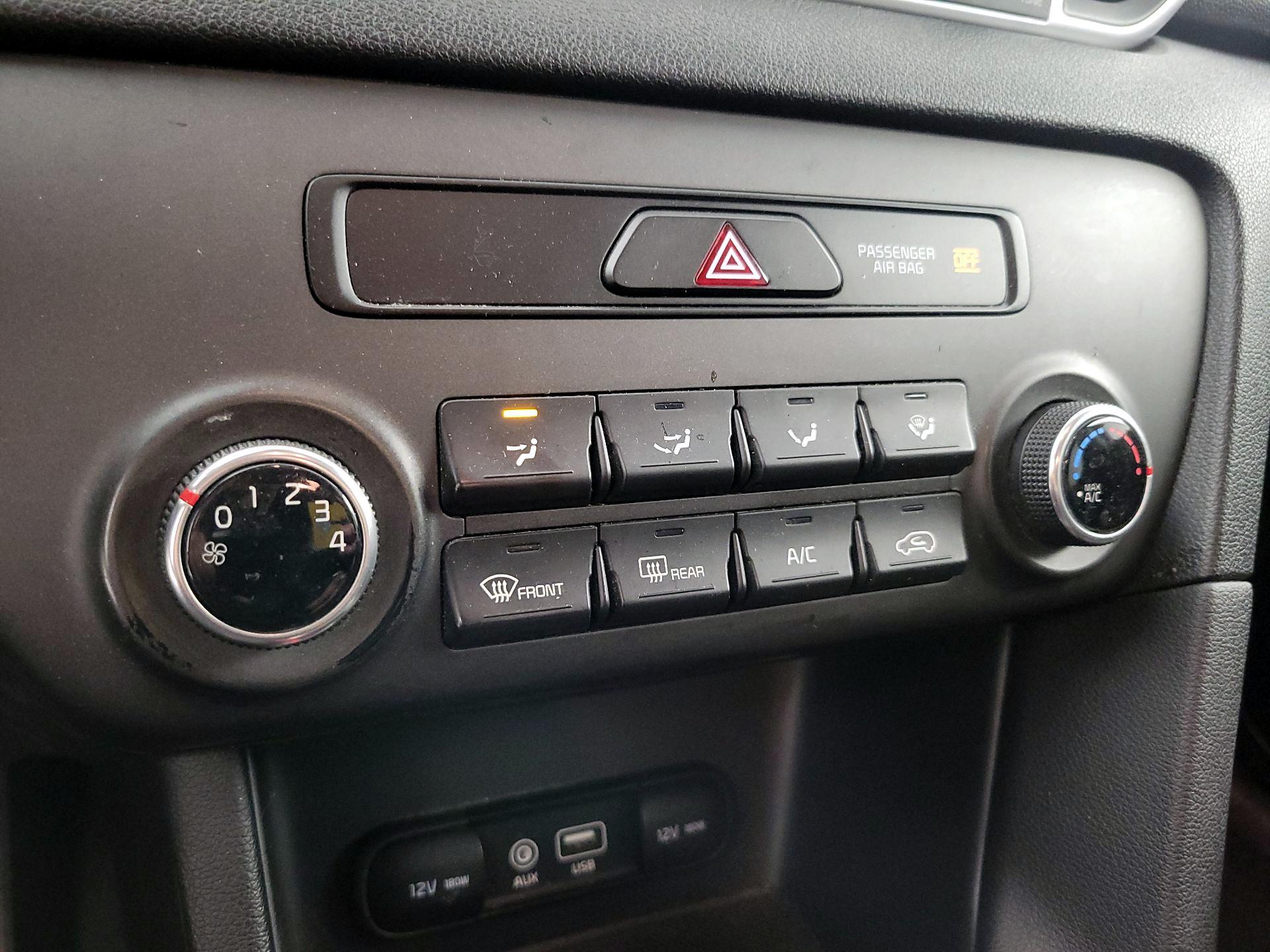 Thumbnail: 2019 Kia Sportage - 16