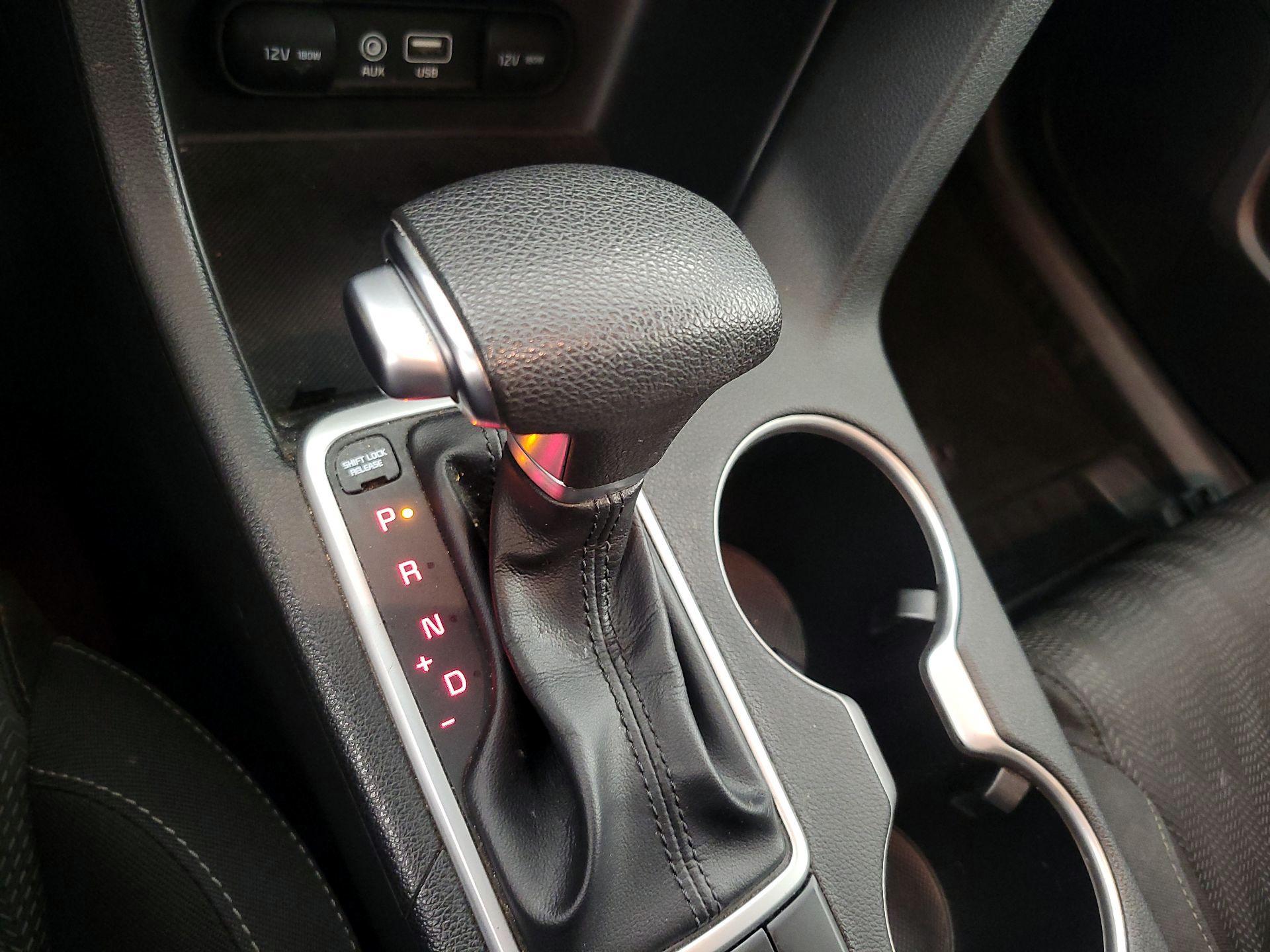 Thumbnail: 2019 Kia Sportage - 17