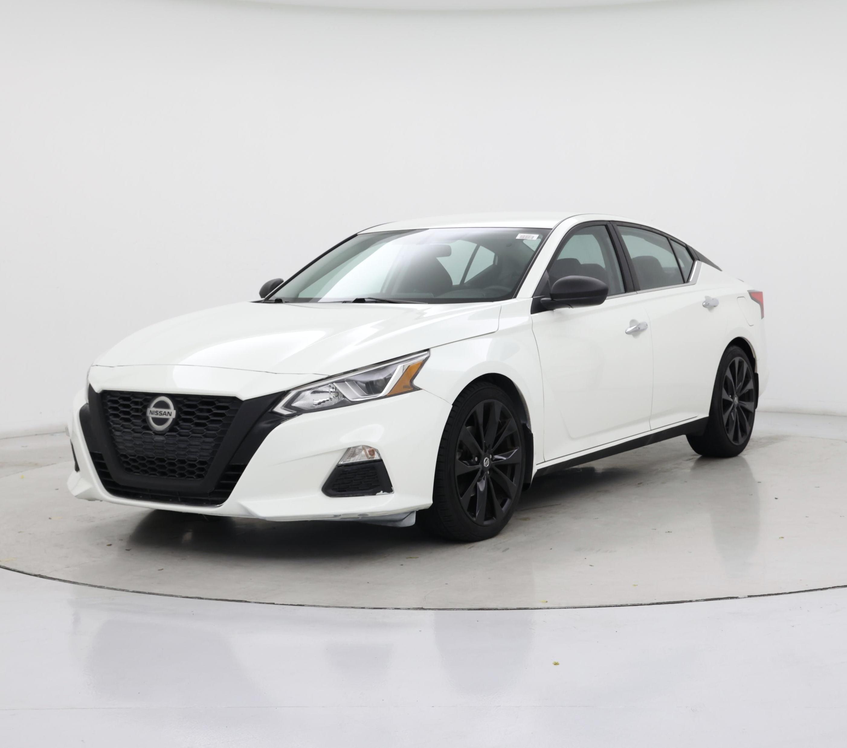 Thumbnail: 2019 Nissan Altima - 4