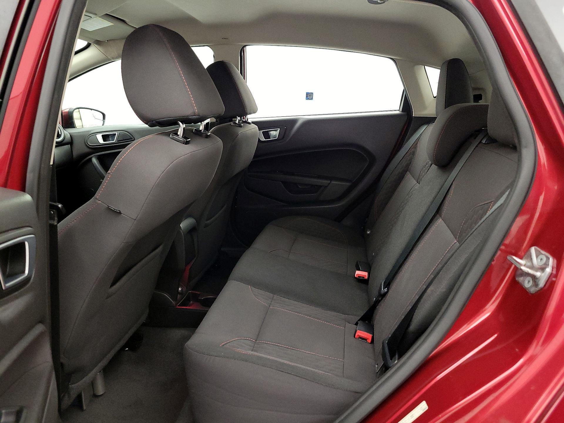 Thumbnail: 2015 Ford Fiesta - 17