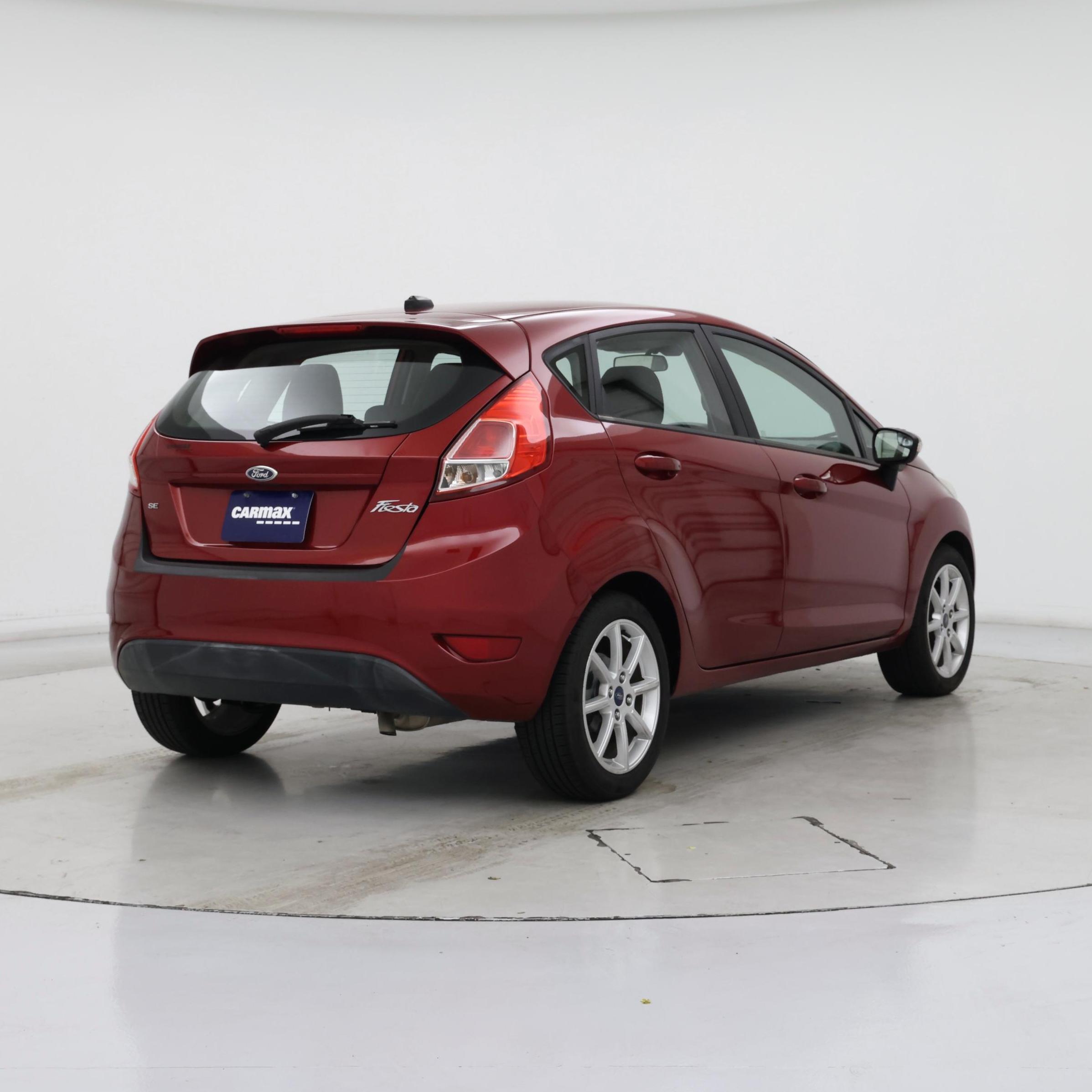 Thumbnail: 2015 Ford Fiesta - 8