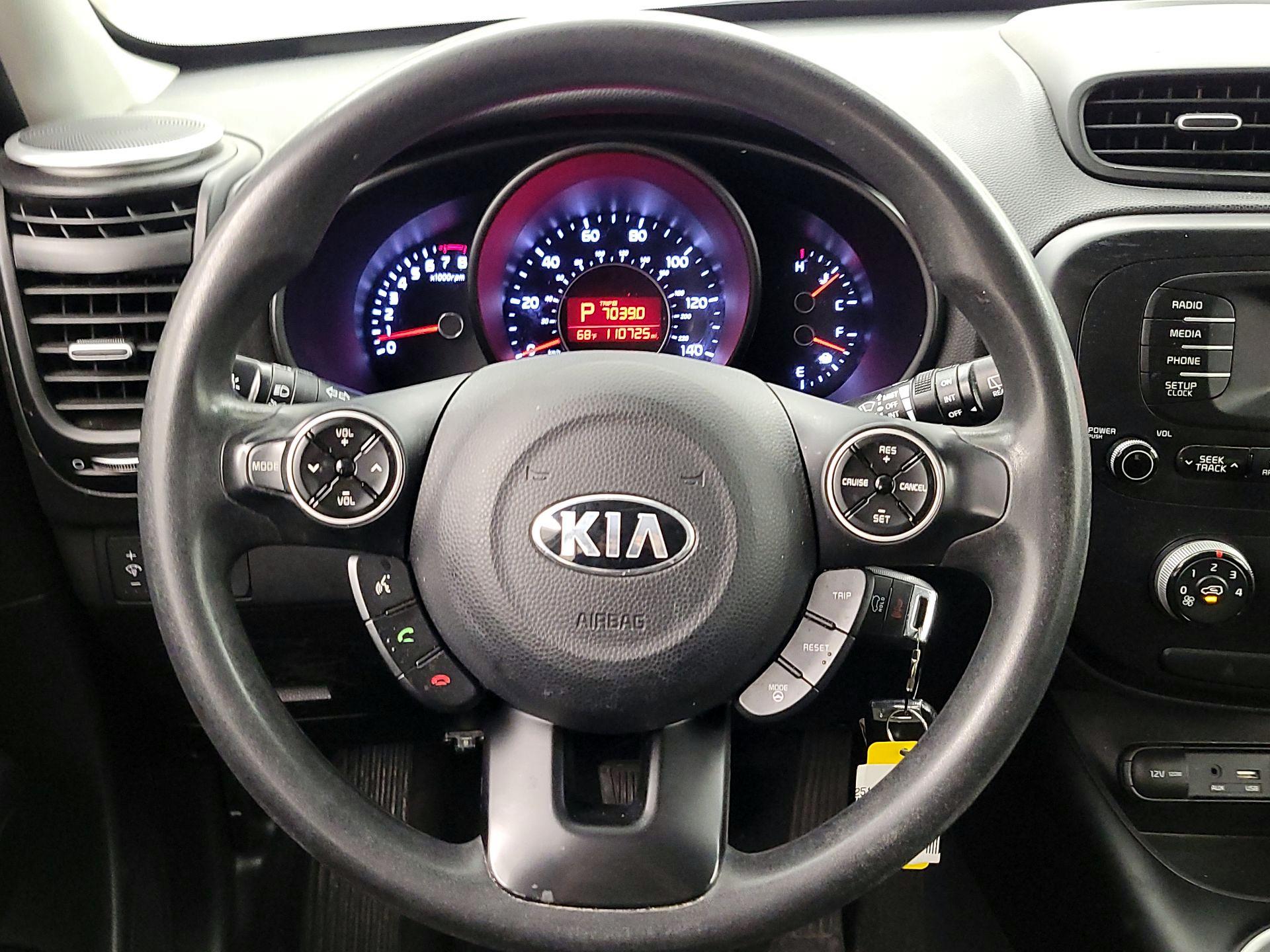 Thumbnail: 2016 Kia Soul - 10