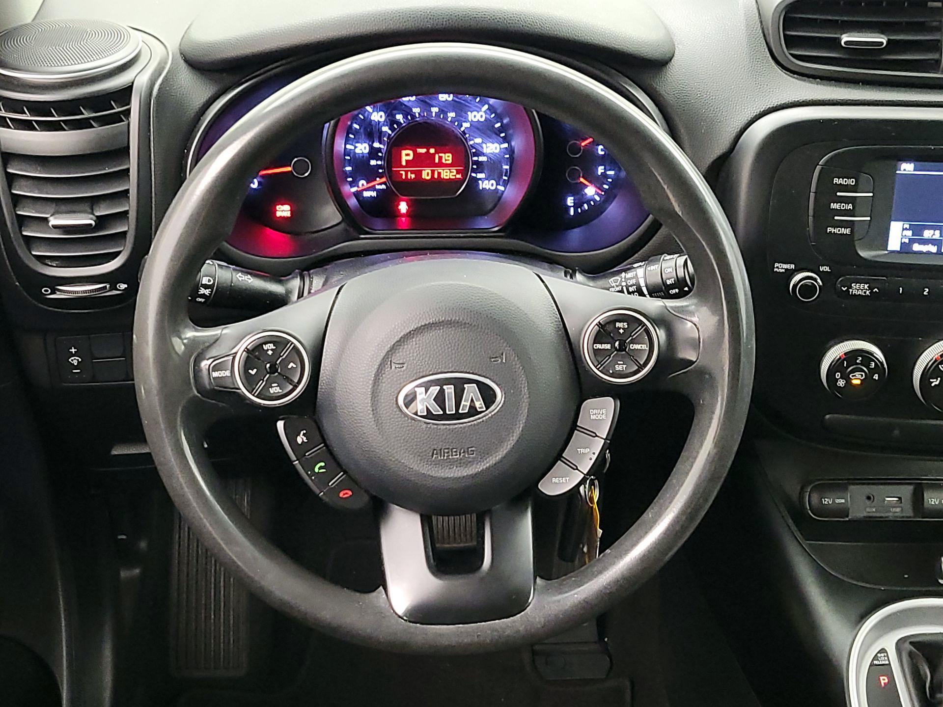Thumbnail: 2018 Kia Soul - 10