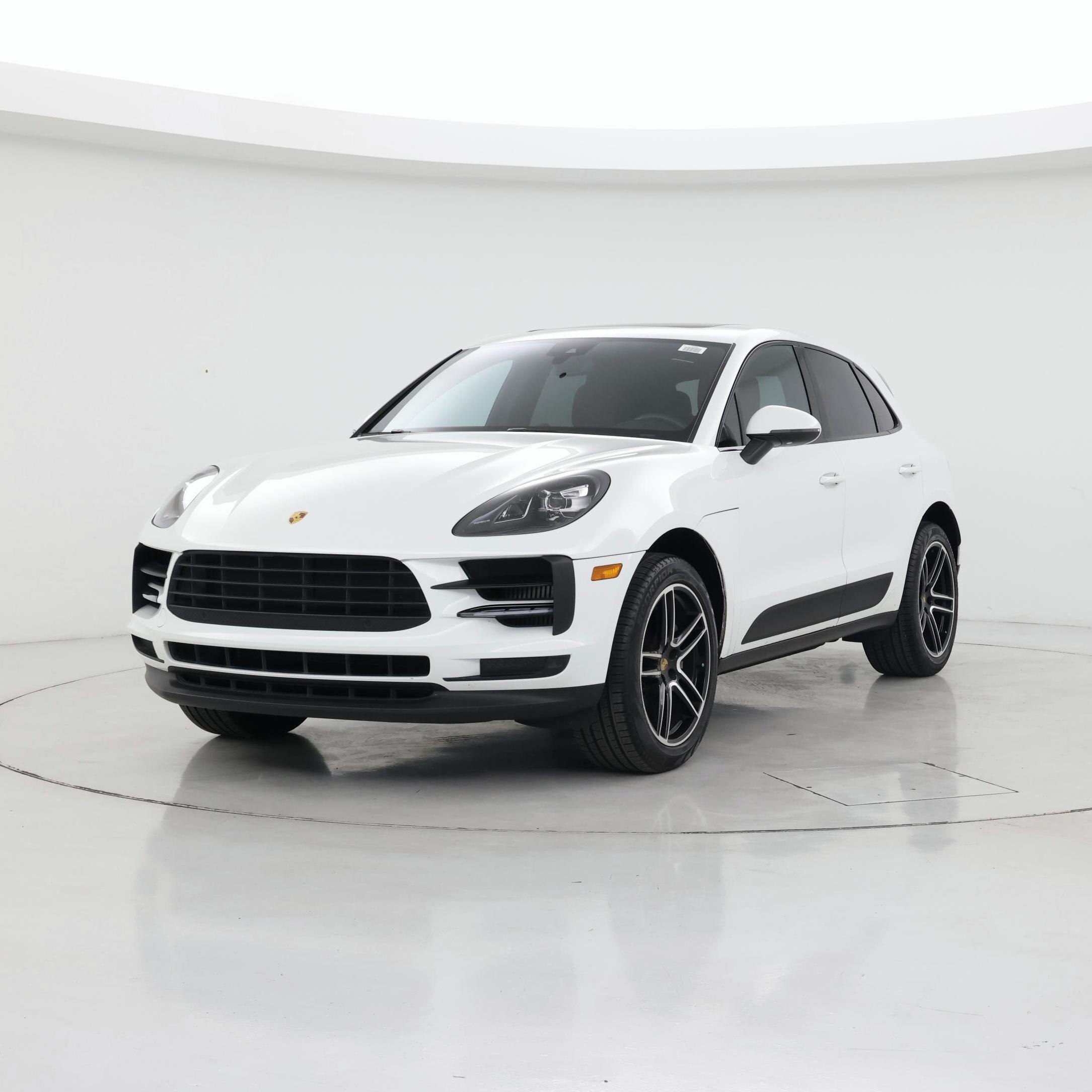 Thumbnail: 2019 Porsche Macan - 4