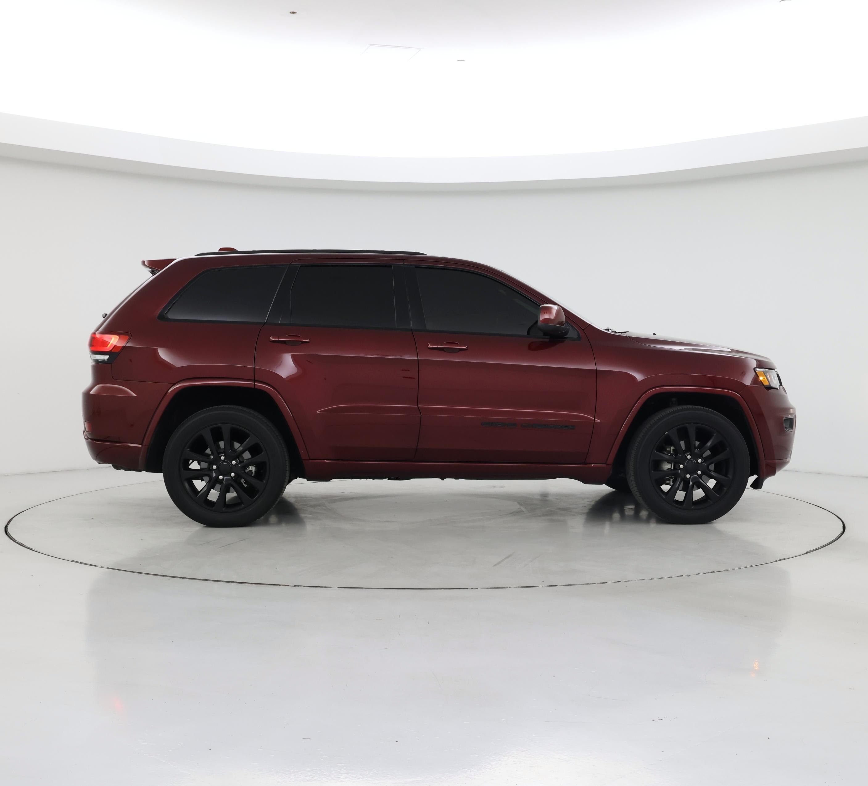 Thumbnail: 2020 Jeep Grand Cherokee - 7