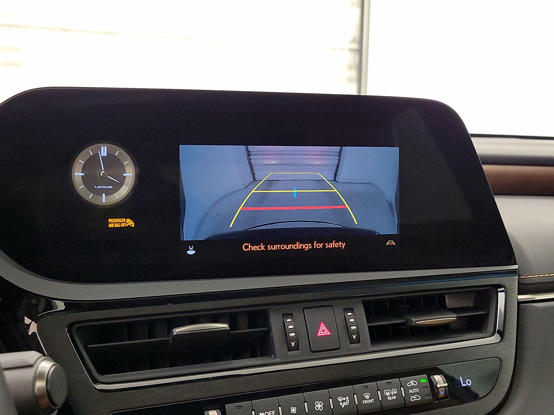 Thumbnail: 2023 Lexus ES - 14