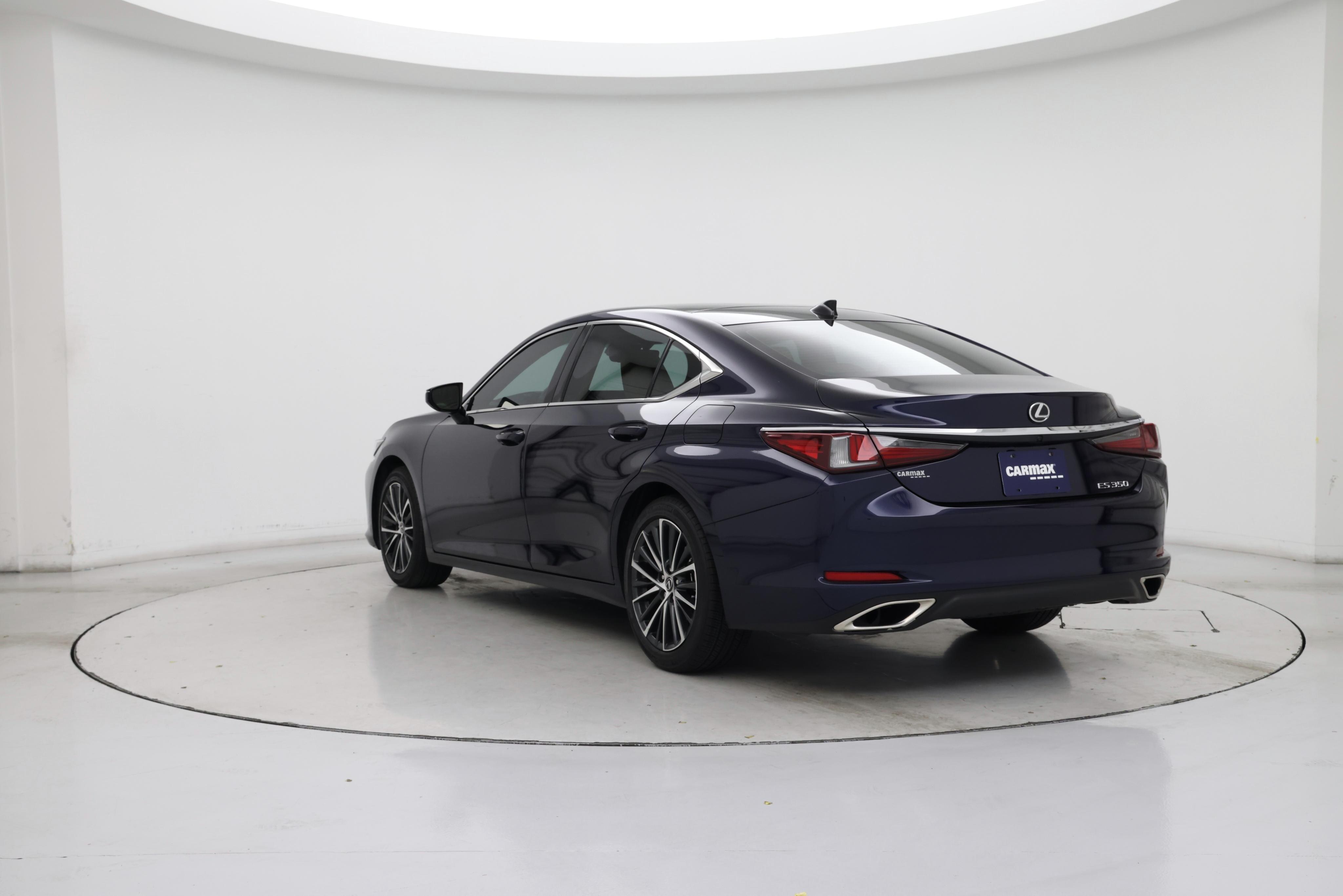 Thumbnail: 2023 Lexus ES - 2