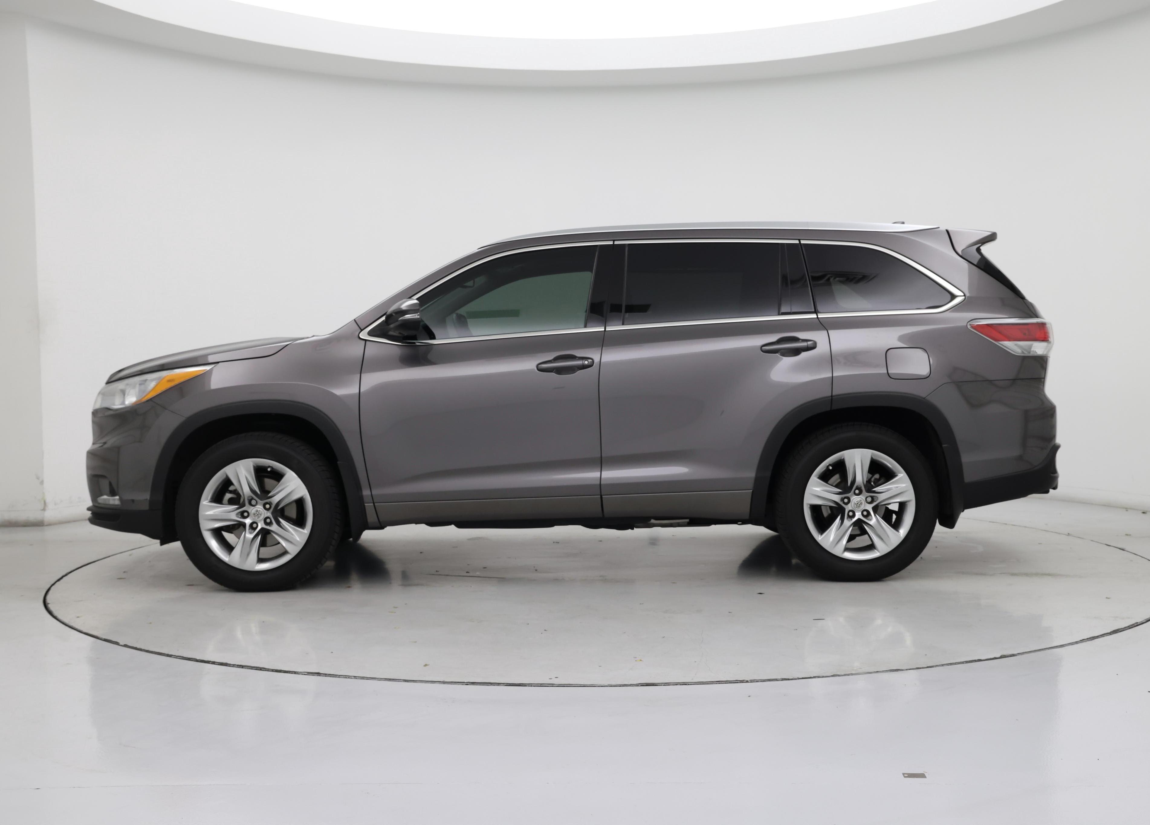 Thumbnail: 2015 Toyota Highlander - 3