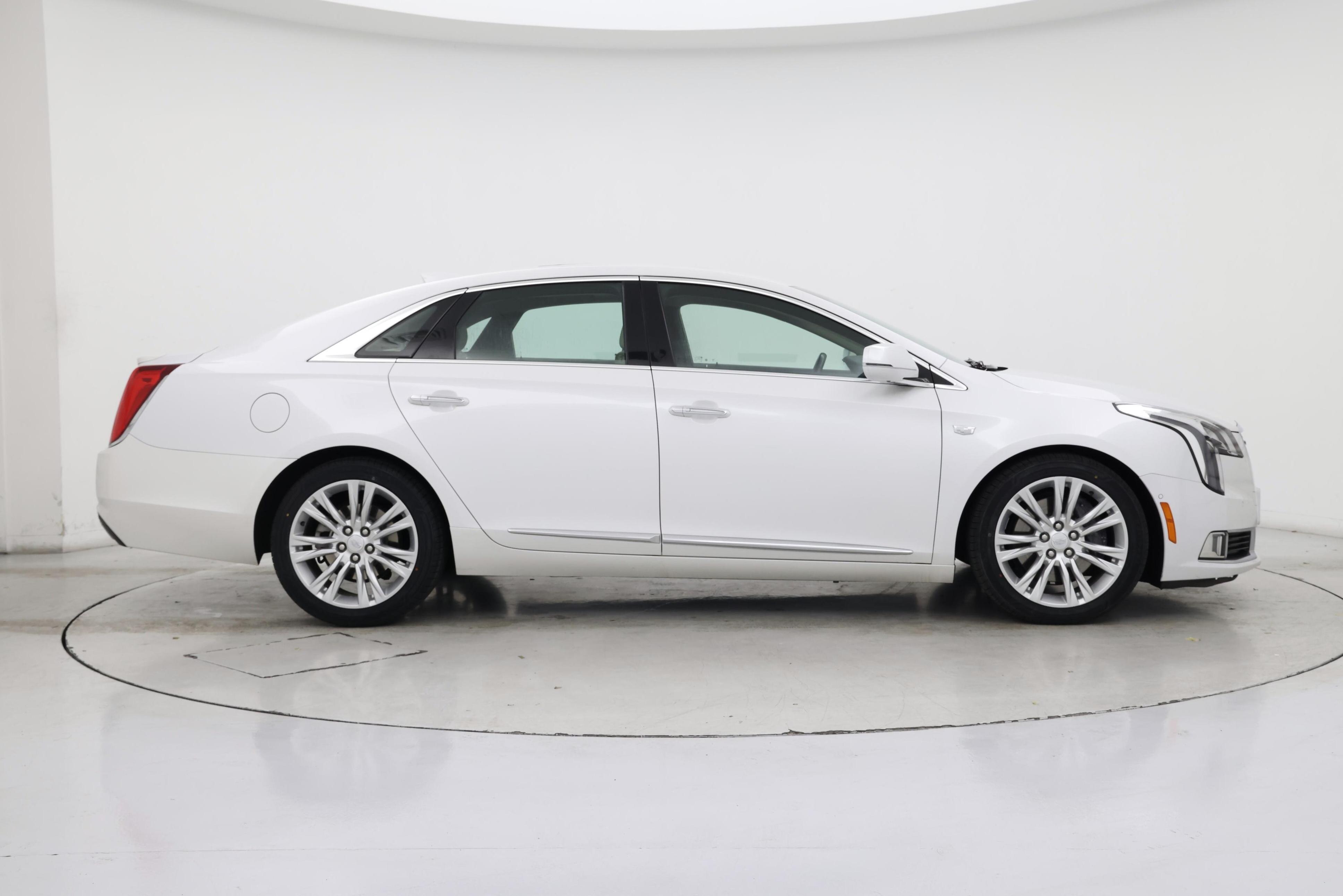 Thumbnail: 2019 Cadillac XTS - 7