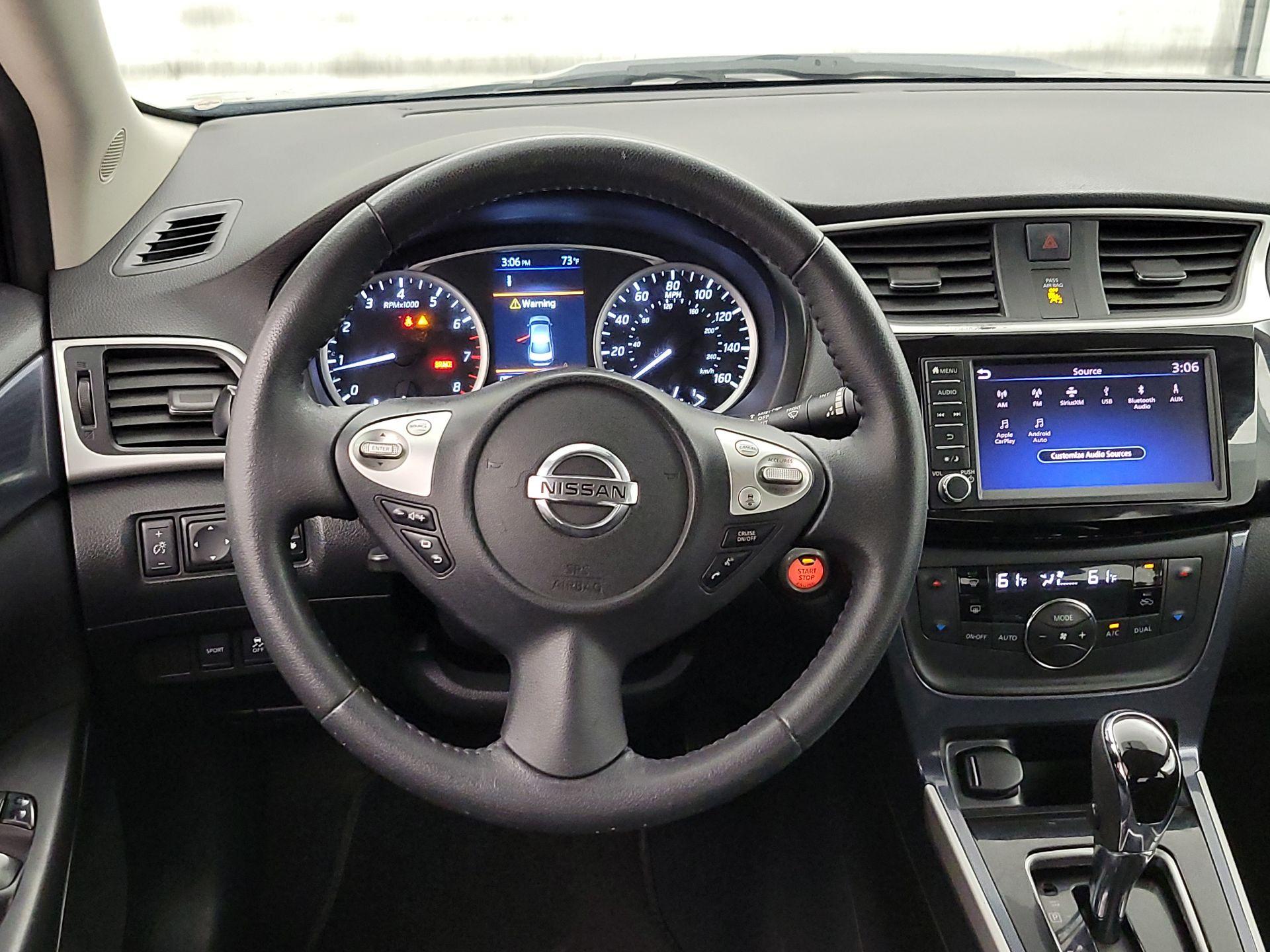 Thumbnail: 2019 Nissan Sentra - 10