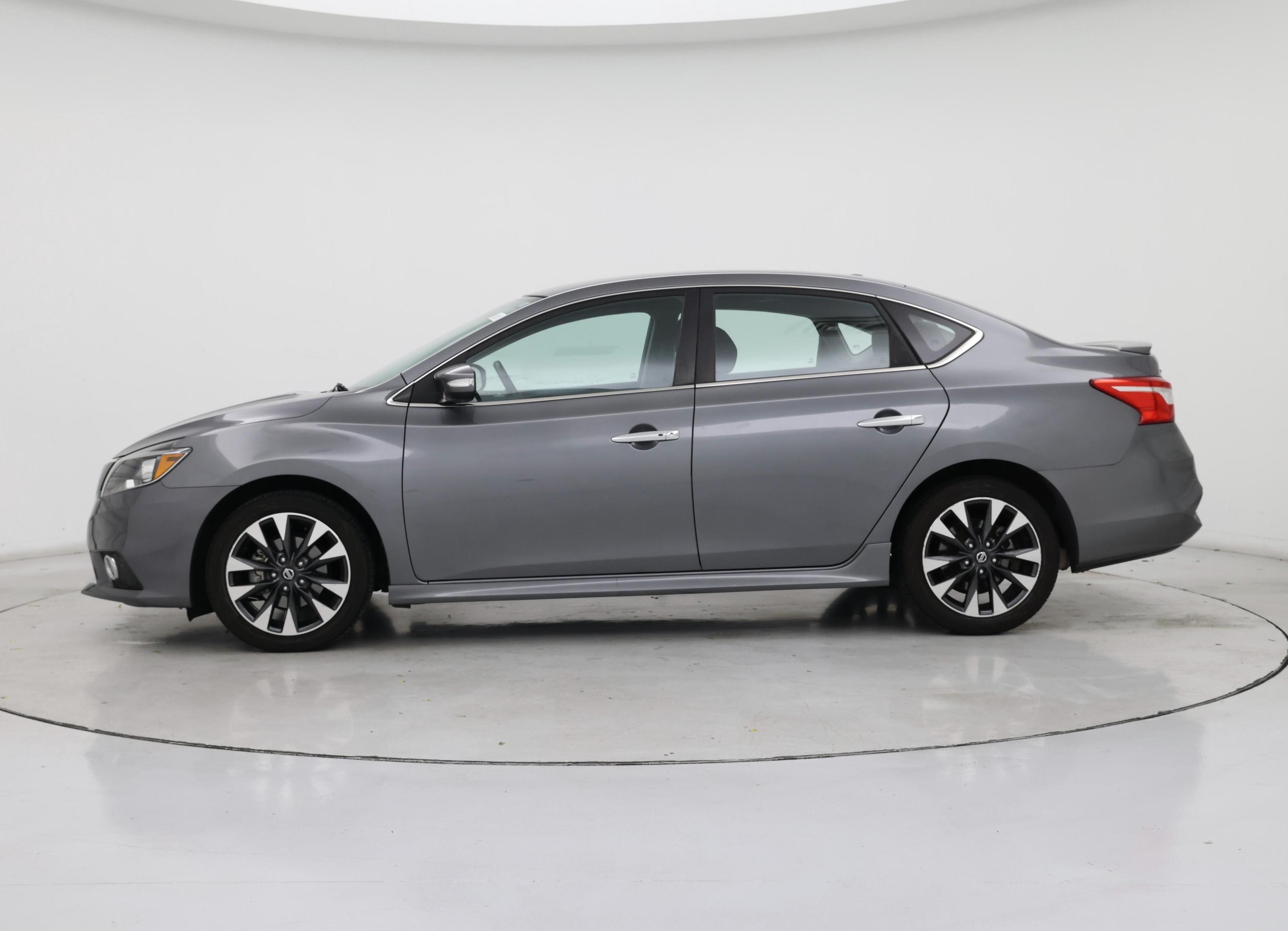 Thumbnail: 2019 Nissan Sentra - 3