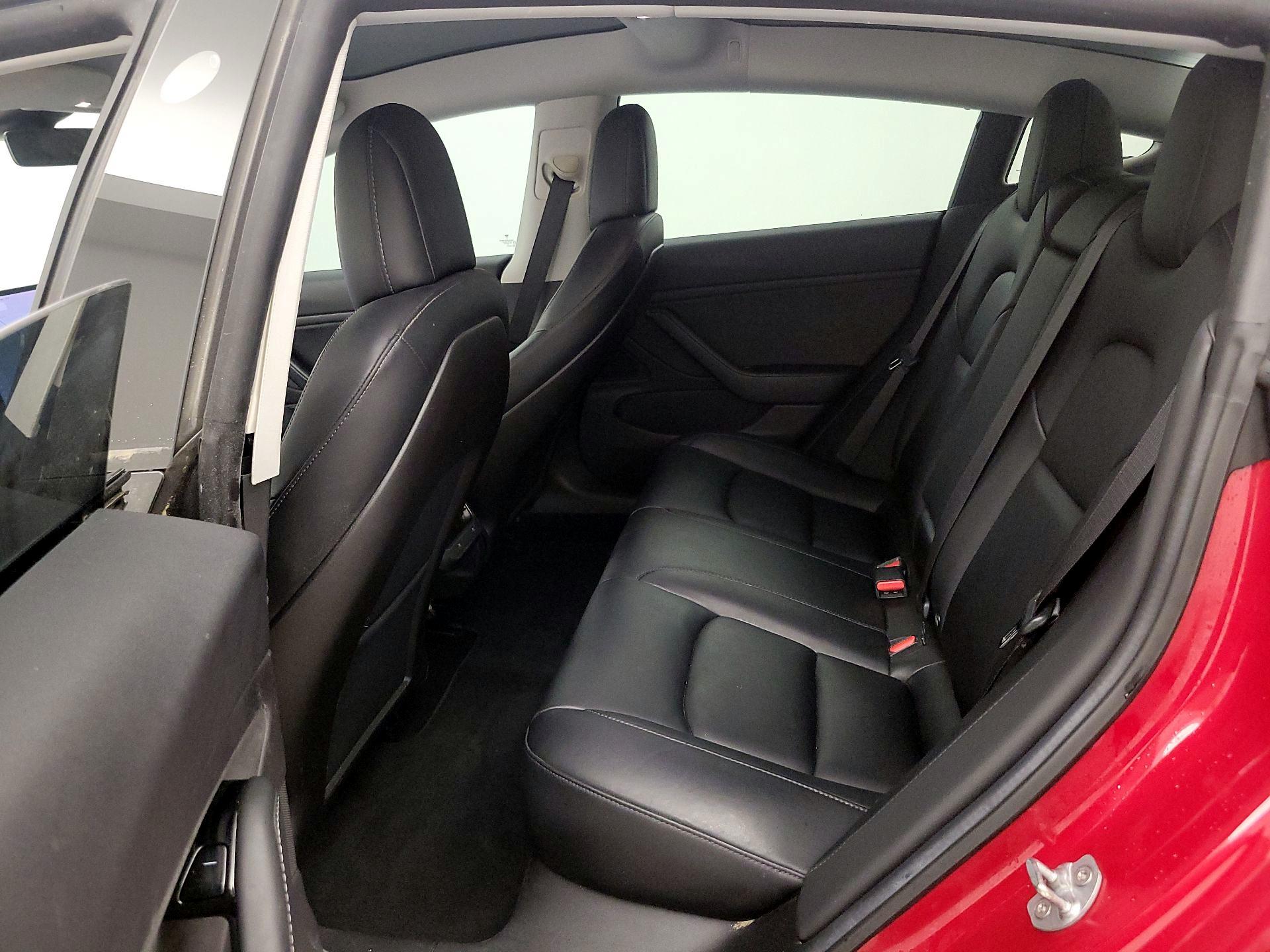 Thumbnail: 2019 Tesla Model 3 - 19